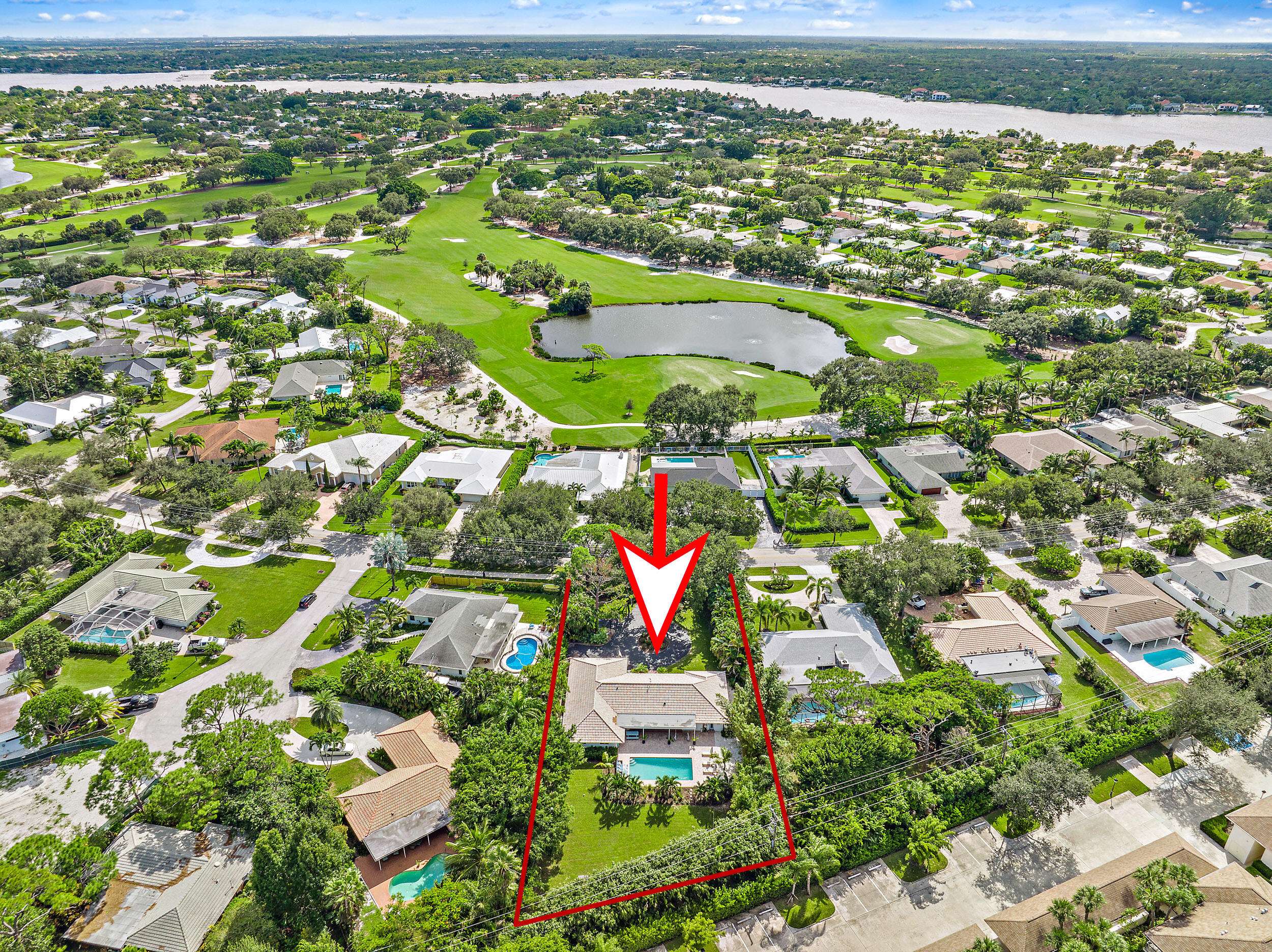 Tequesta, FL 33469,266 Country Club DR