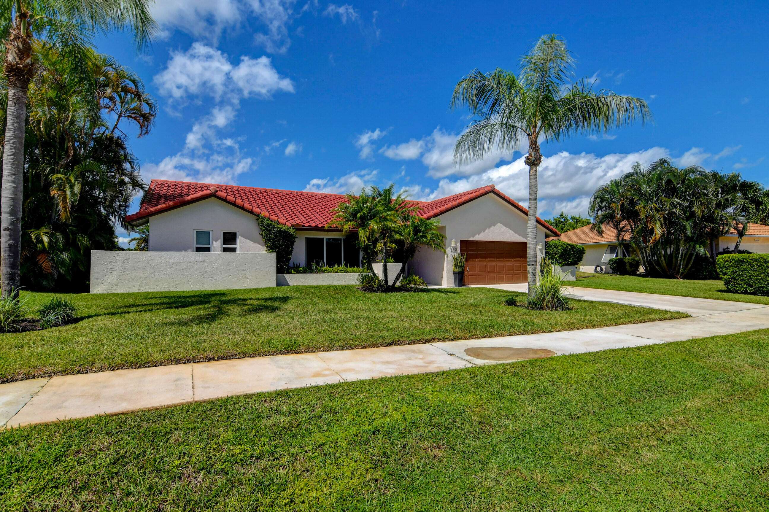 Delray Beach, FL 33445,930 NW 7th CT