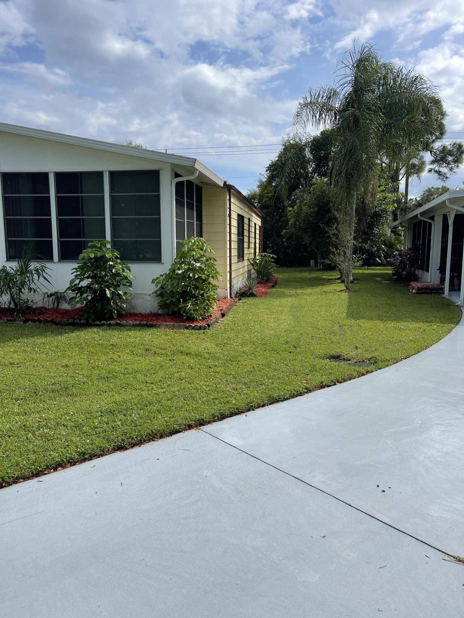 Port Saint Lucie, FL 34952,8223 W NE Bitterbush LN