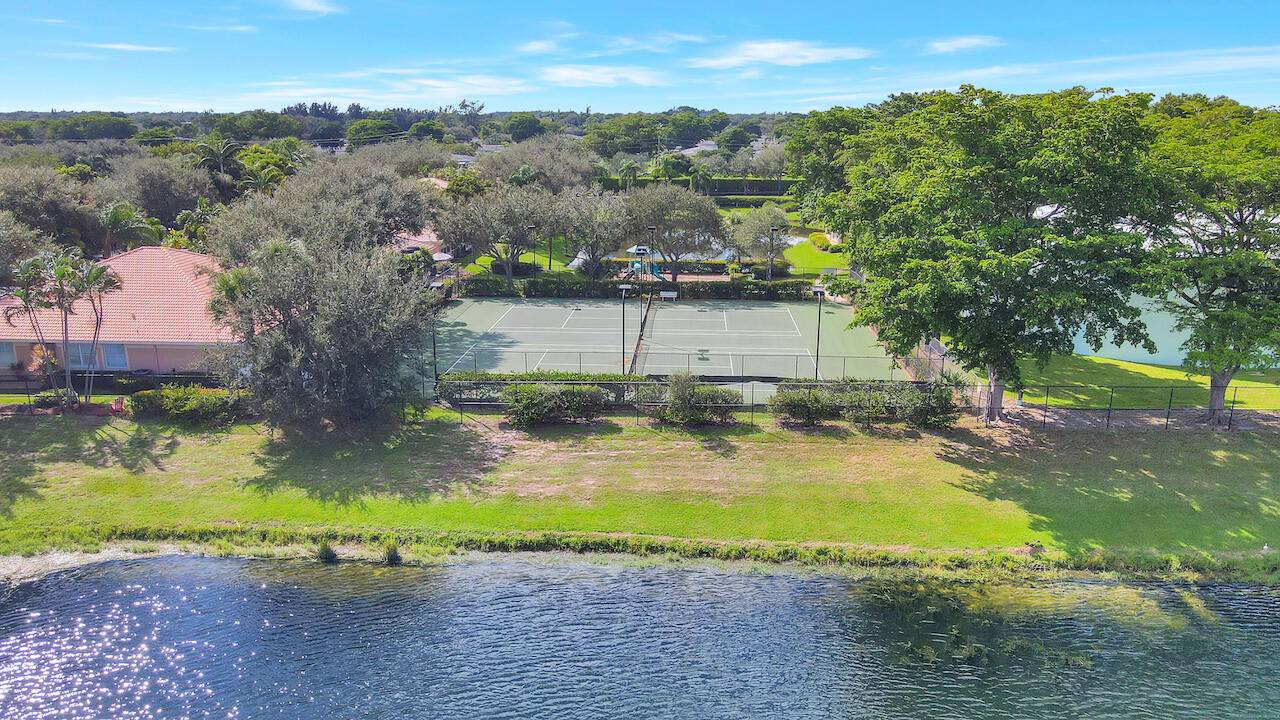 Delray Beach, FL 33445,2504 S Coral Trace CIR