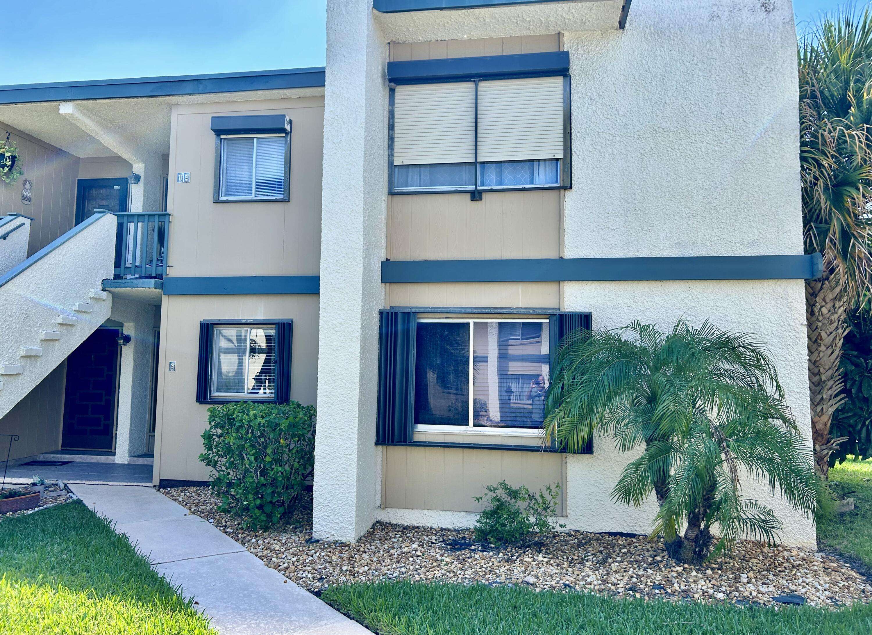 Jensen Beach, FL 34957,1511 NE 12th TER F-6