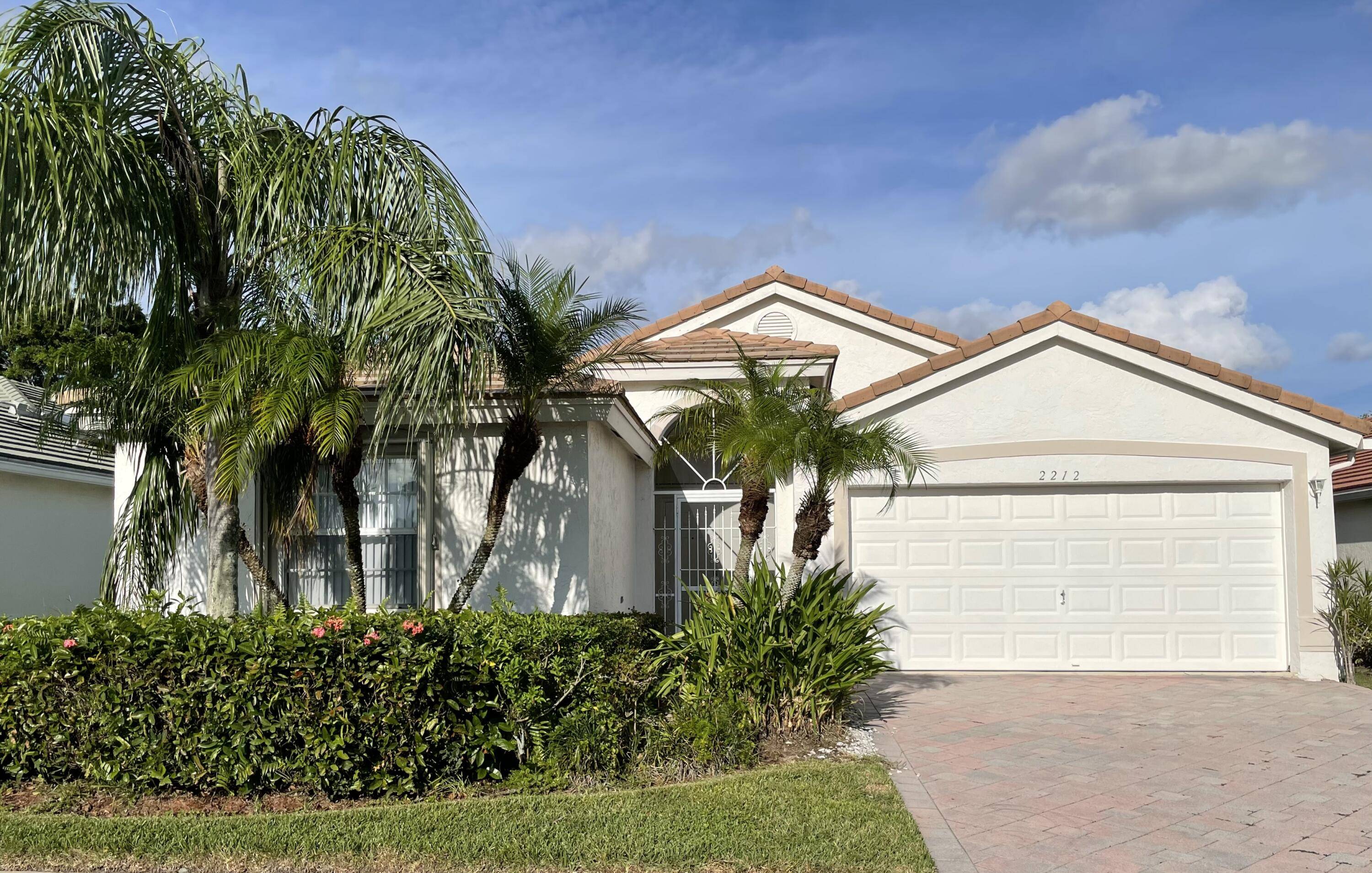 Wellington, FL 33414,2212 Country Golf DR