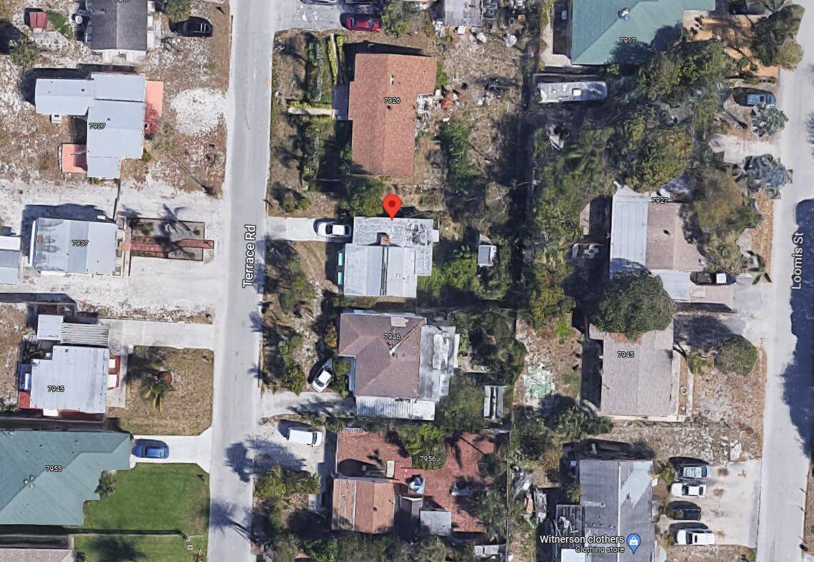 Lantana, FL 33462,7936 Terrace RD