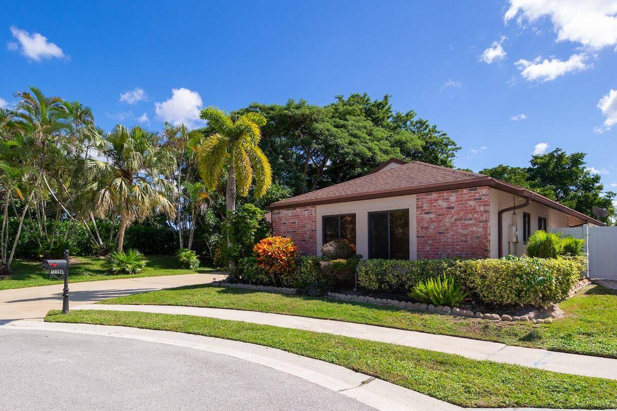 Boca Raton, FL 33428,11394 Country Sound CT