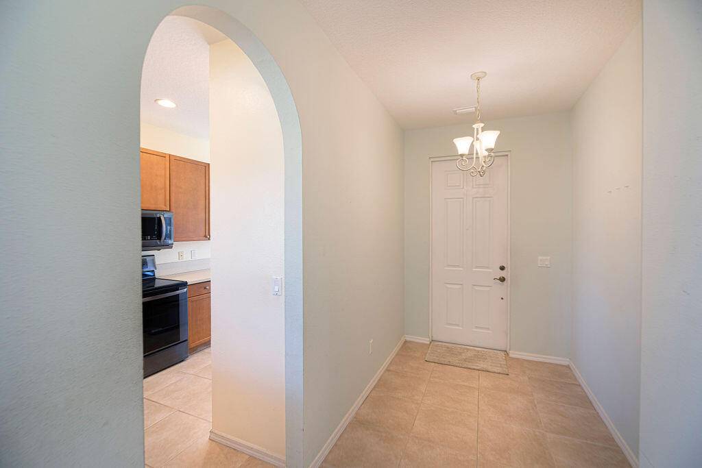 Port Saint Lucie, FL 34986,358 SW Coconut Key WAY