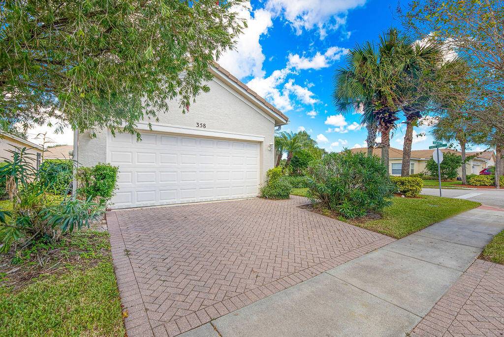 Port Saint Lucie, FL 34986,358 SW Coconut Key WAY