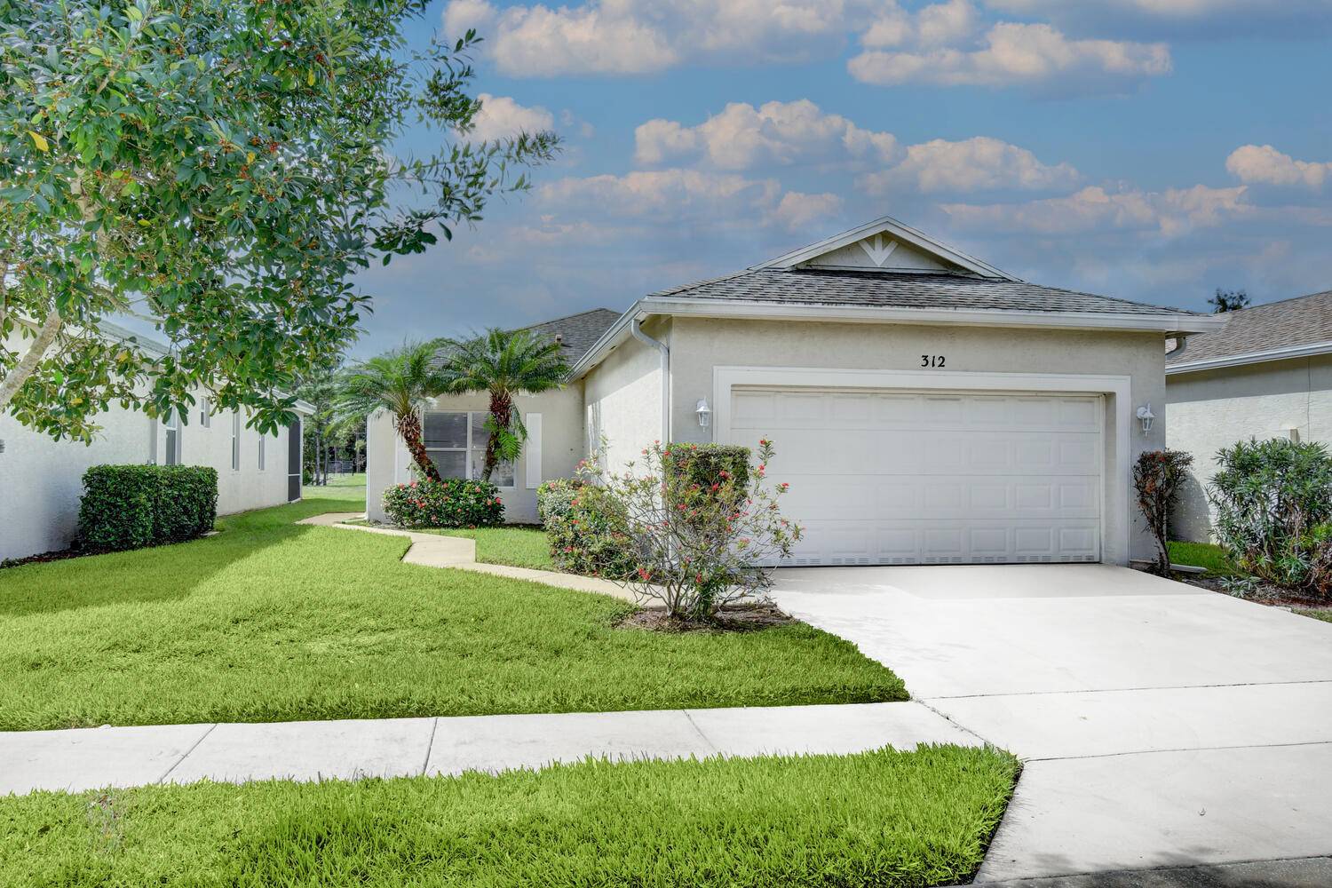 Port Saint Lucie, FL 34986,312 SW Torreya River Trce TRCE