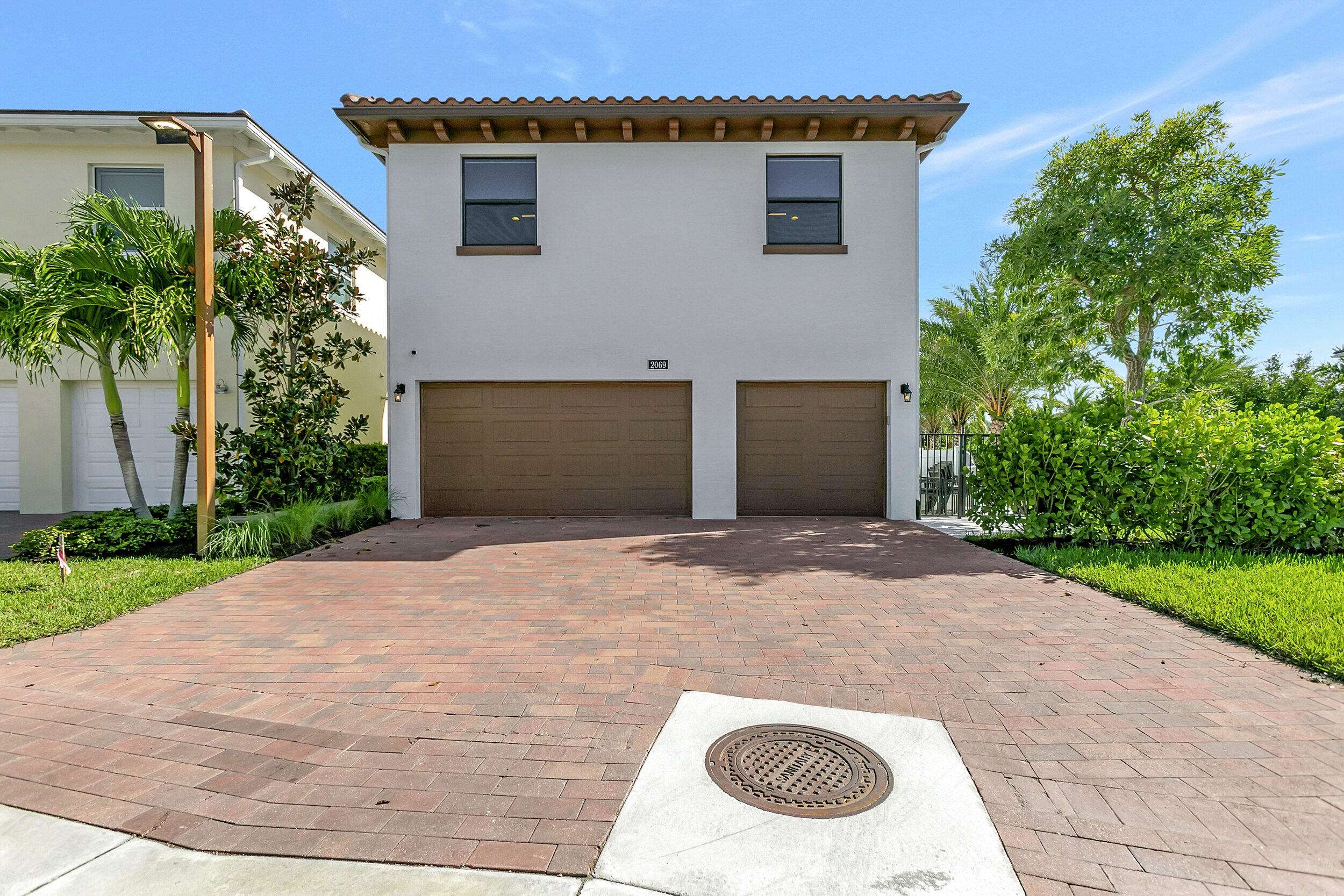 Palm Beach Gardens, FL 33418,2069 Dickens TER