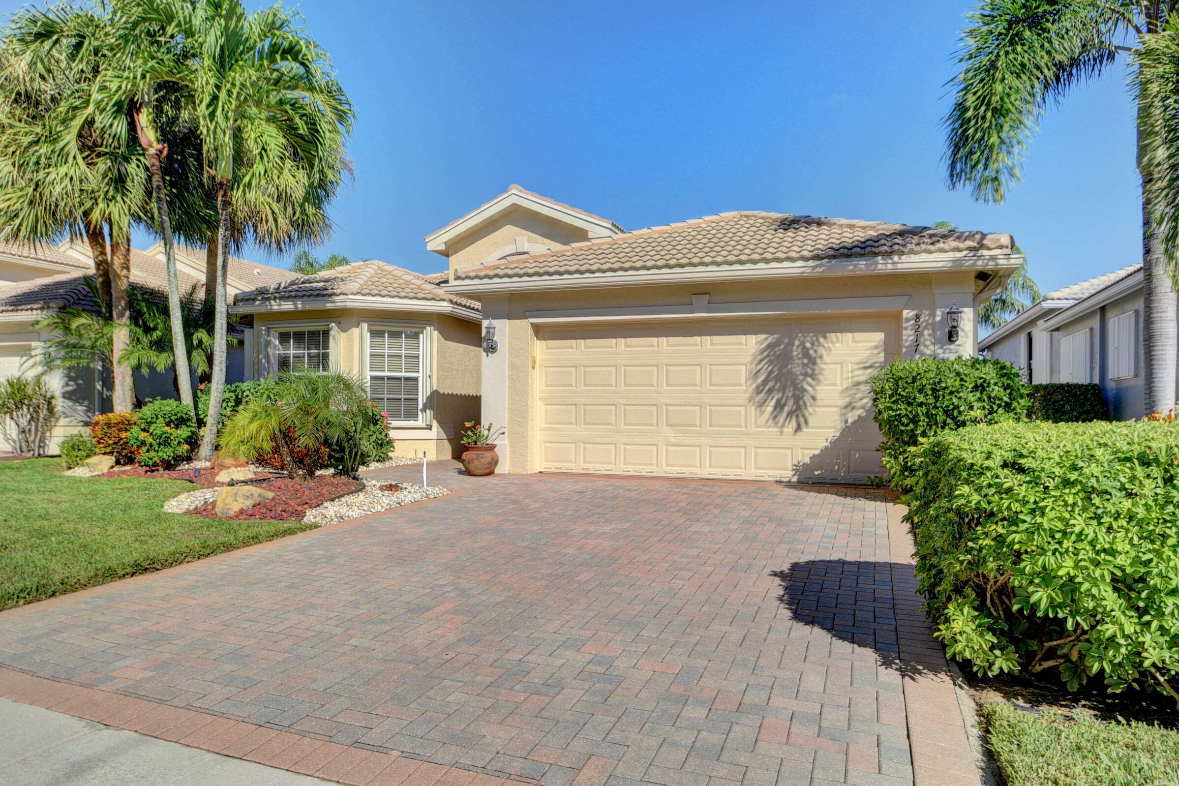 Lake Worth, FL 33467,8217 Sandpiper Glen DR