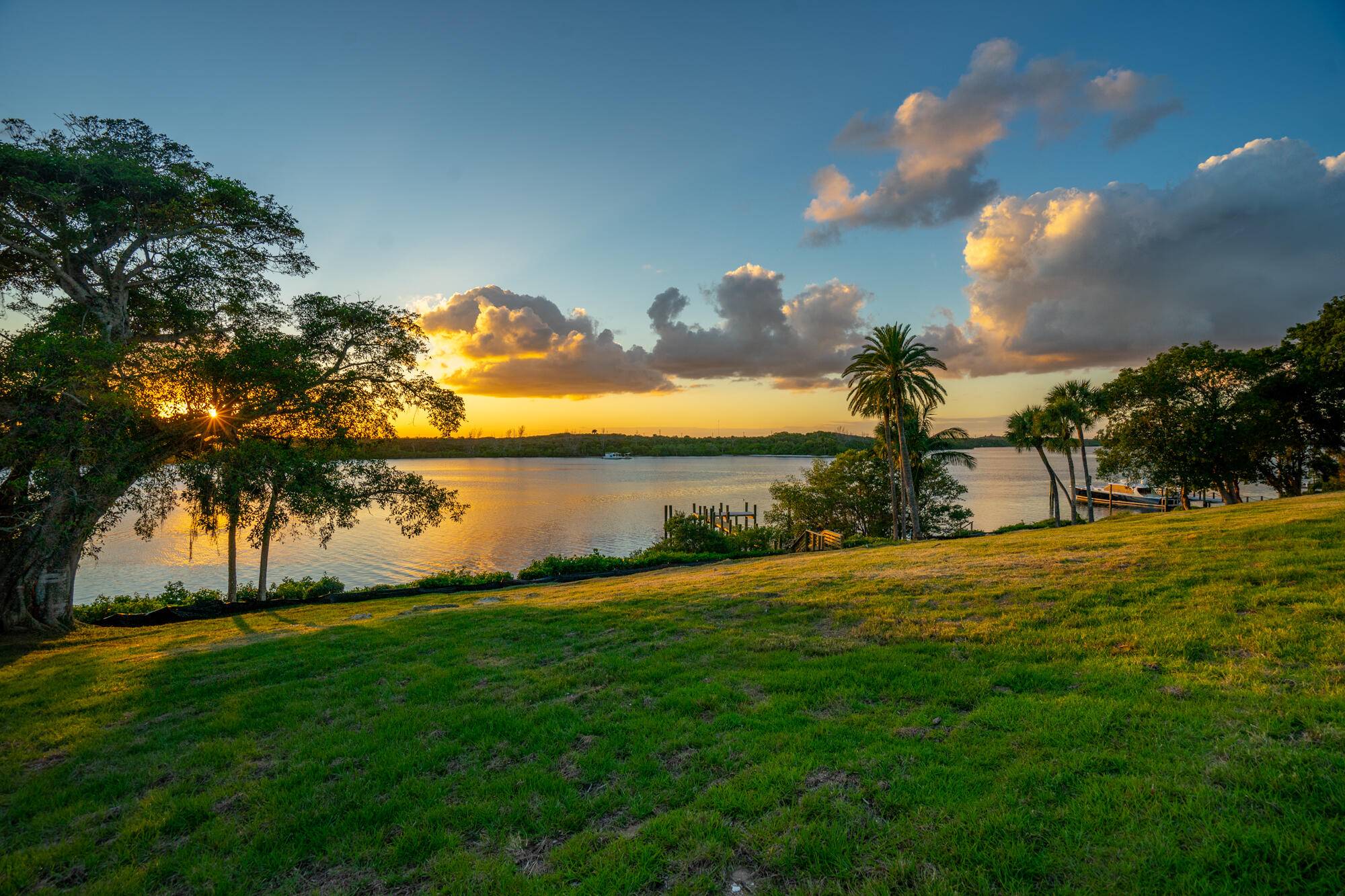 Jupiter Island, FL 33455,430 S Beach RD