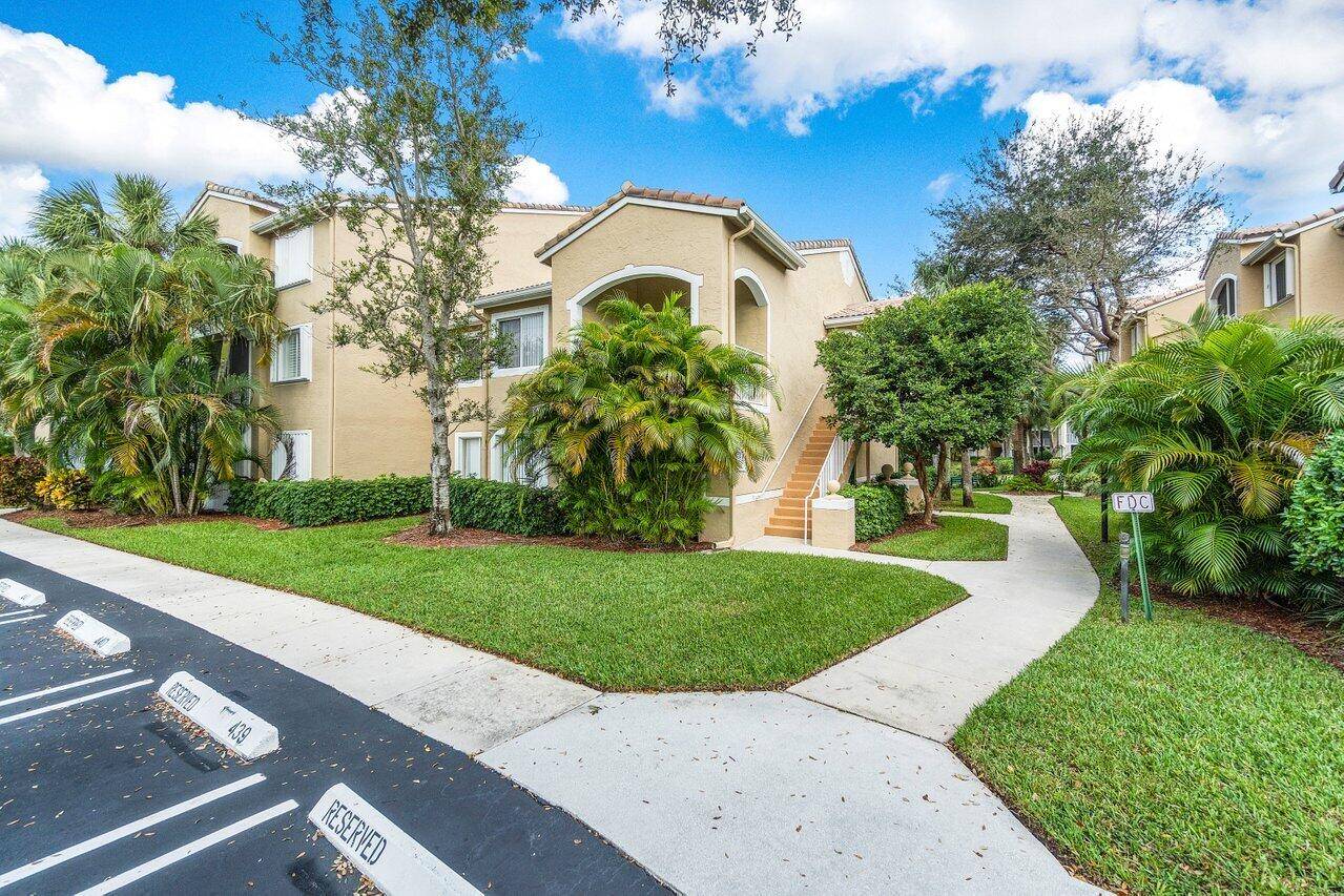 Tequesta, FL 33469,272 Village BLVD 7211