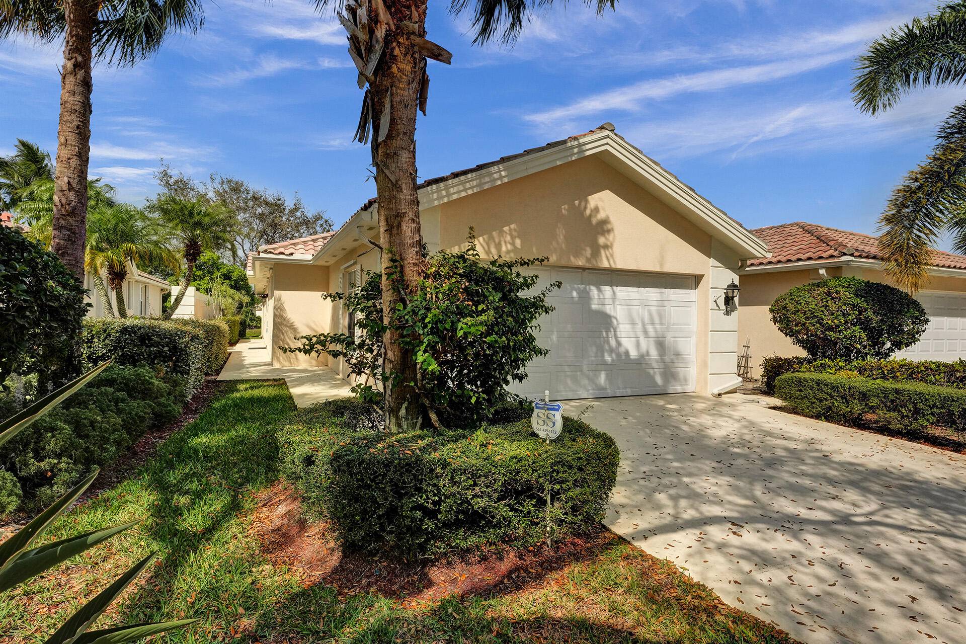 West Palm Beach, FL 33411,7907 Pine Island WAY