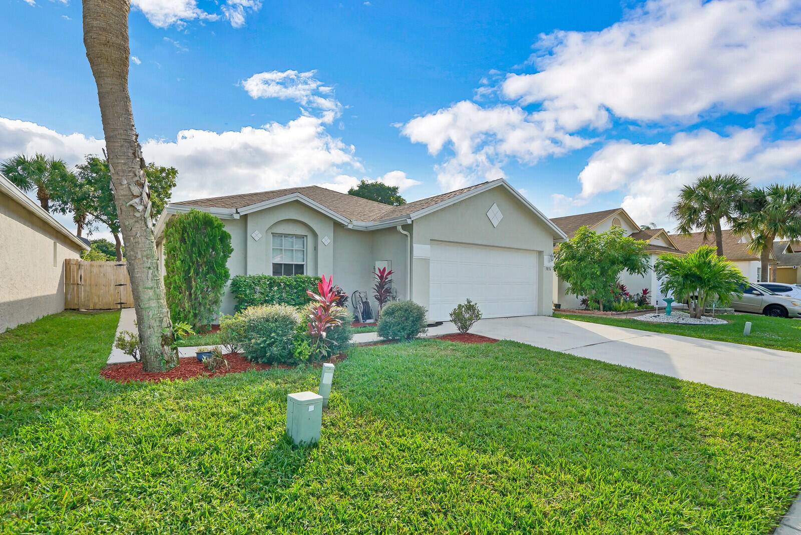 West Palm Beach, FL 33415,5836 Azalea CIR