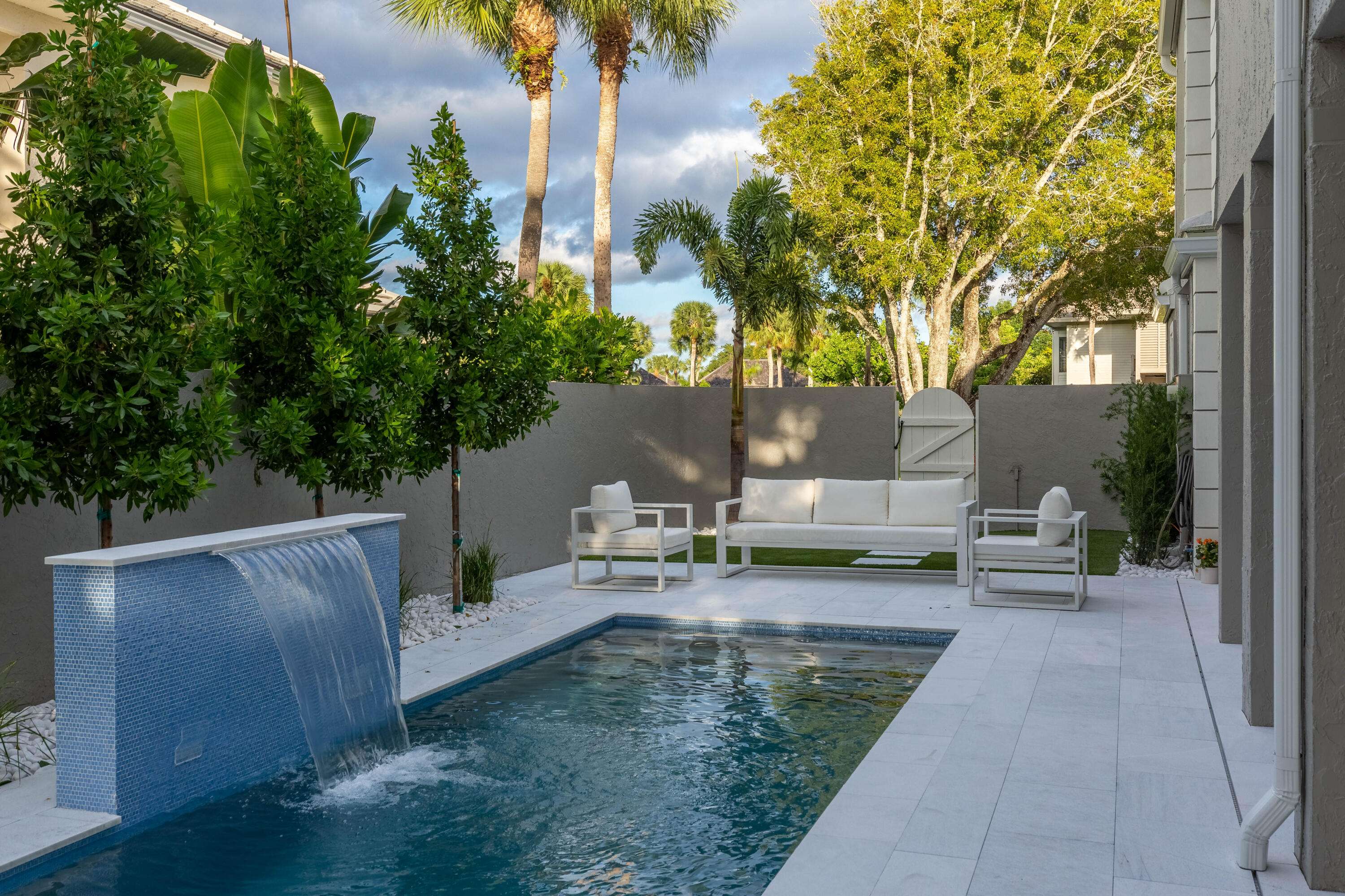 Wellington, FL 33414,11861 Pebblewood DR