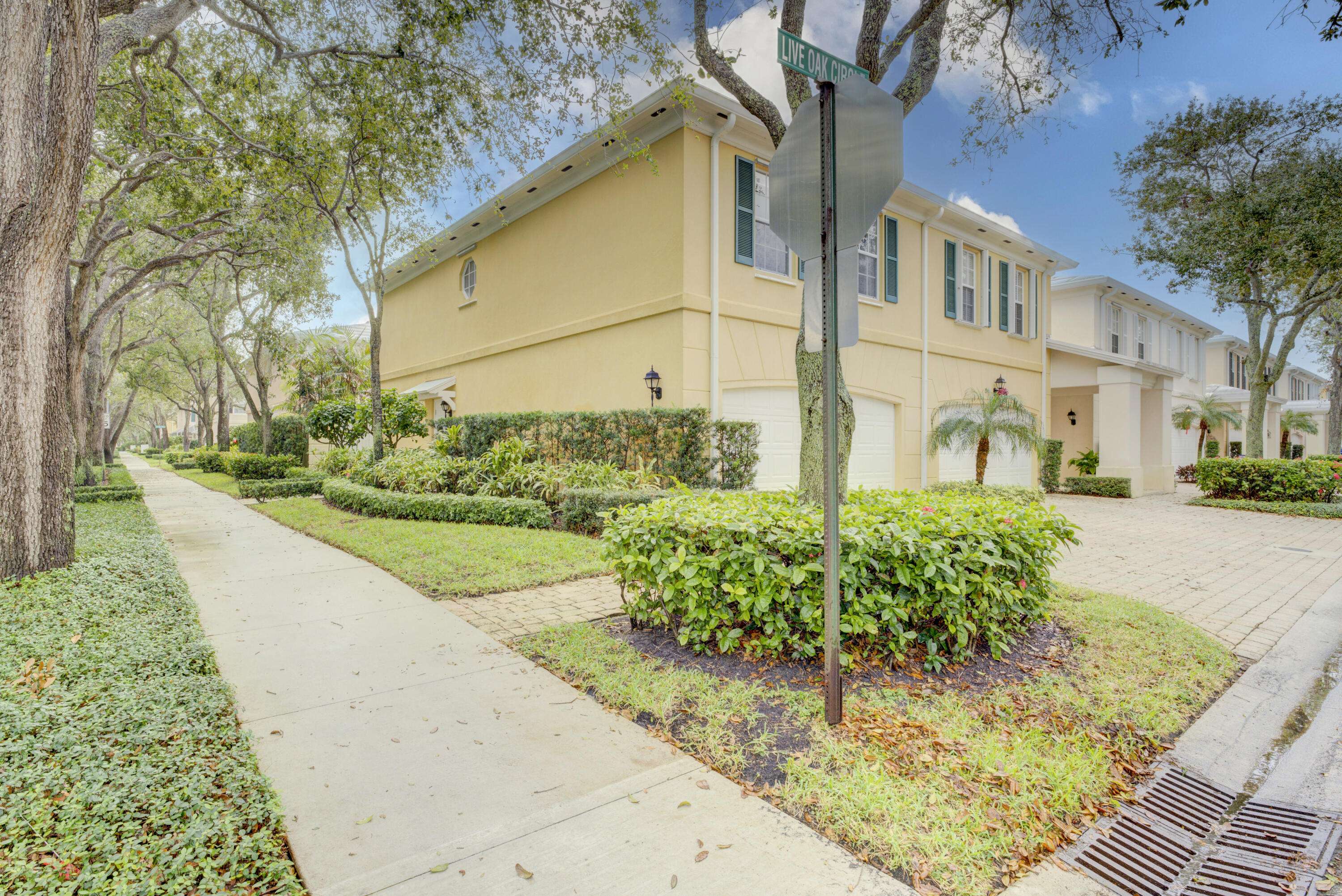 Tequesta, FL 33469,88 Live Oak CIR