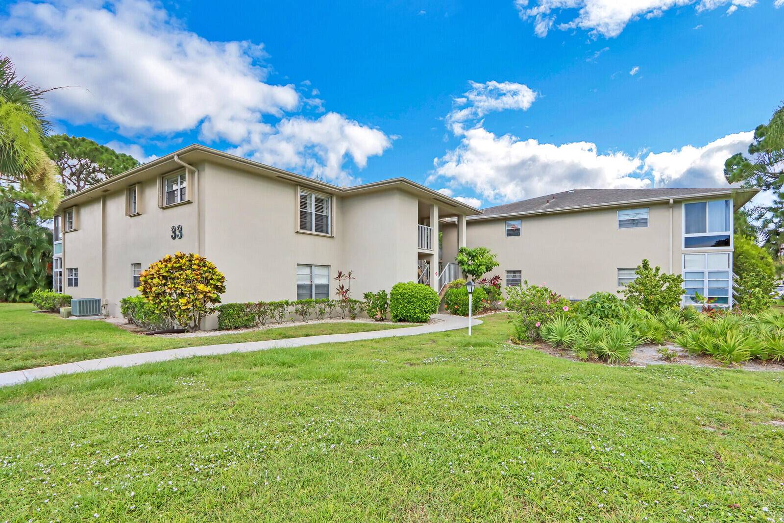 Port Saint Lucie, FL 34952,33 Lake Vista 206 TRL 206