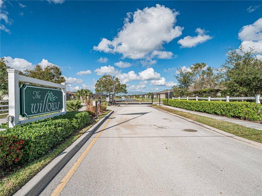 Vero Beach, FL 32966,1777 Willows SQ