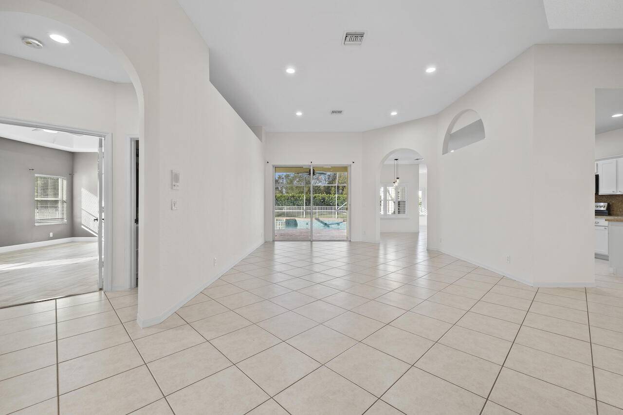 Wellington, FL 33414,11668 Waterbend CT