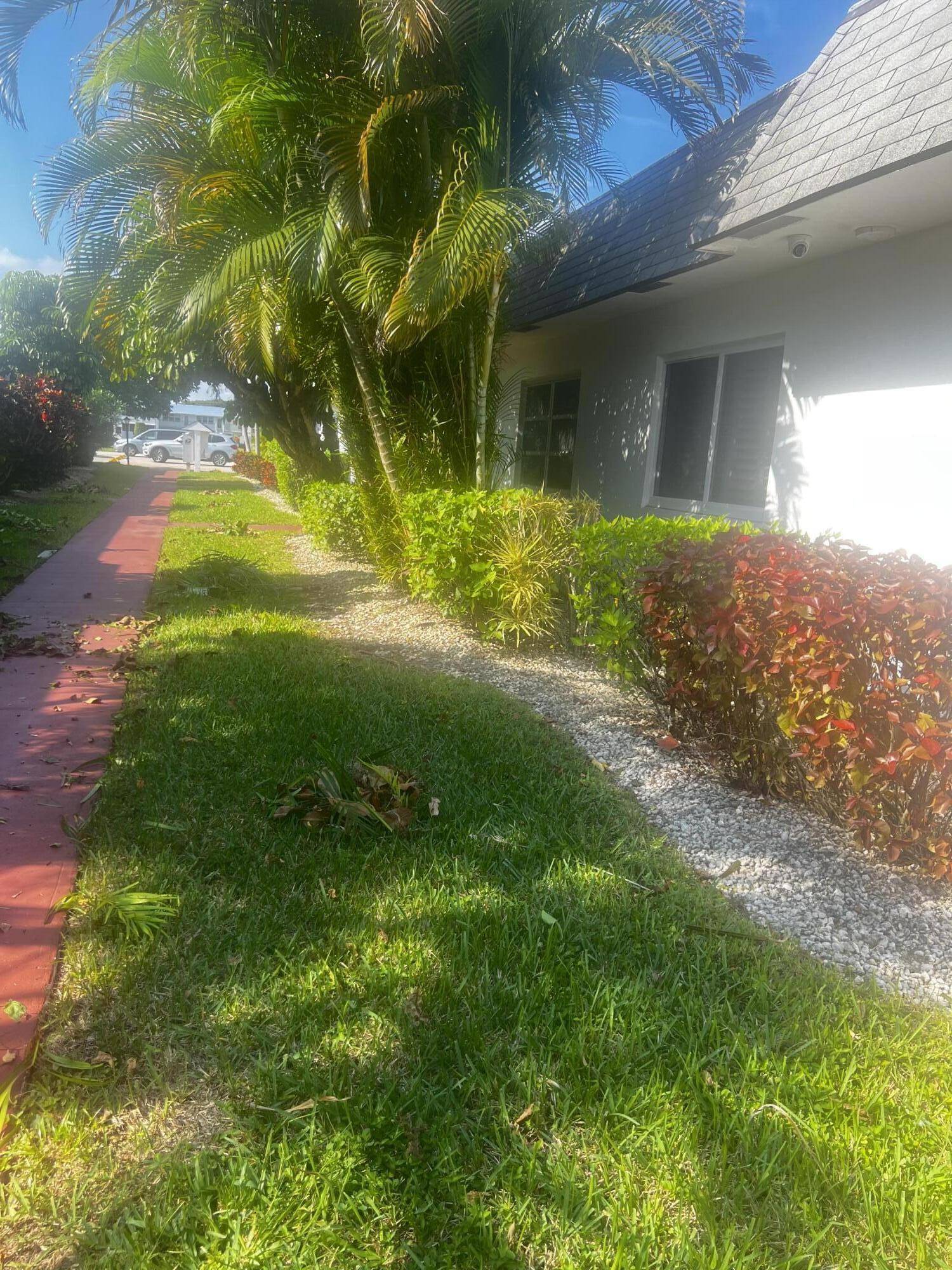 West Palm Beach, FL 33417,32 Plymouth D