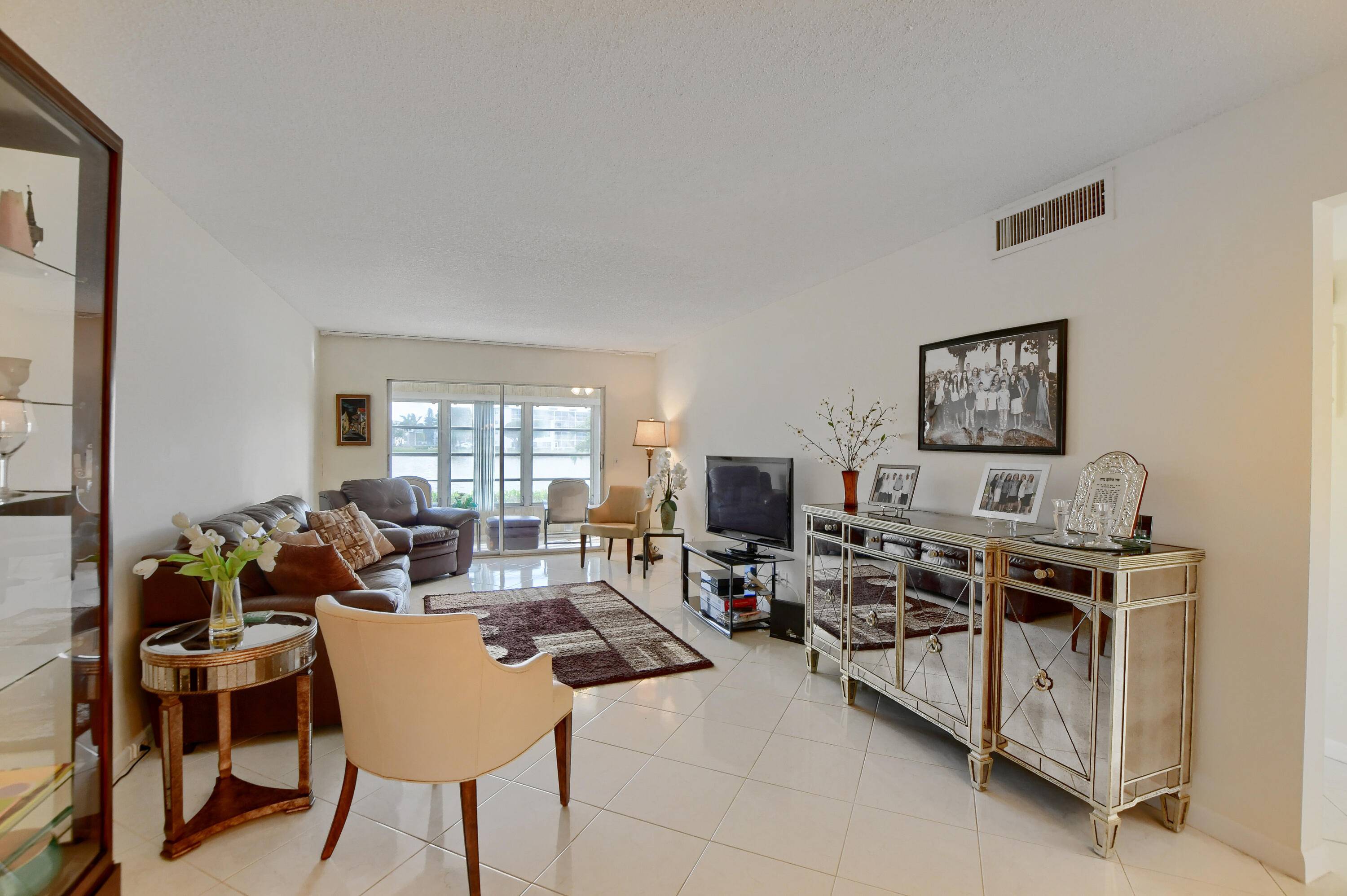 Boca Raton, FL 33434,1019 Exeter B 1019