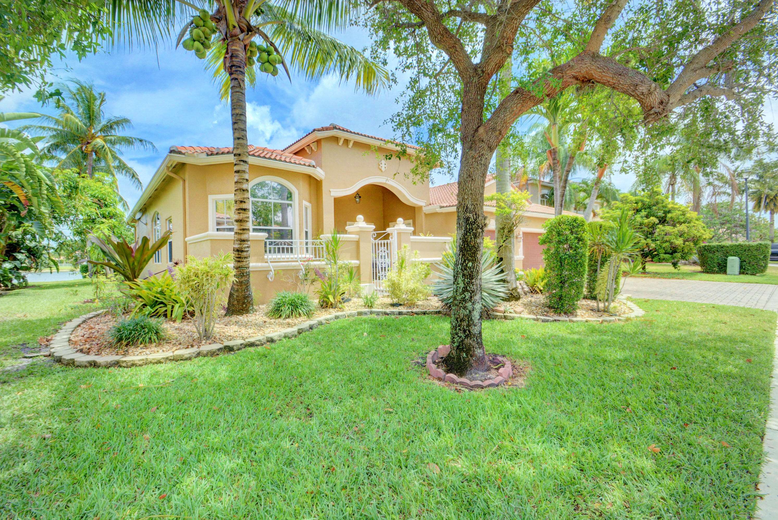 Lake Worth, FL 33467,6934 Finamore CIR