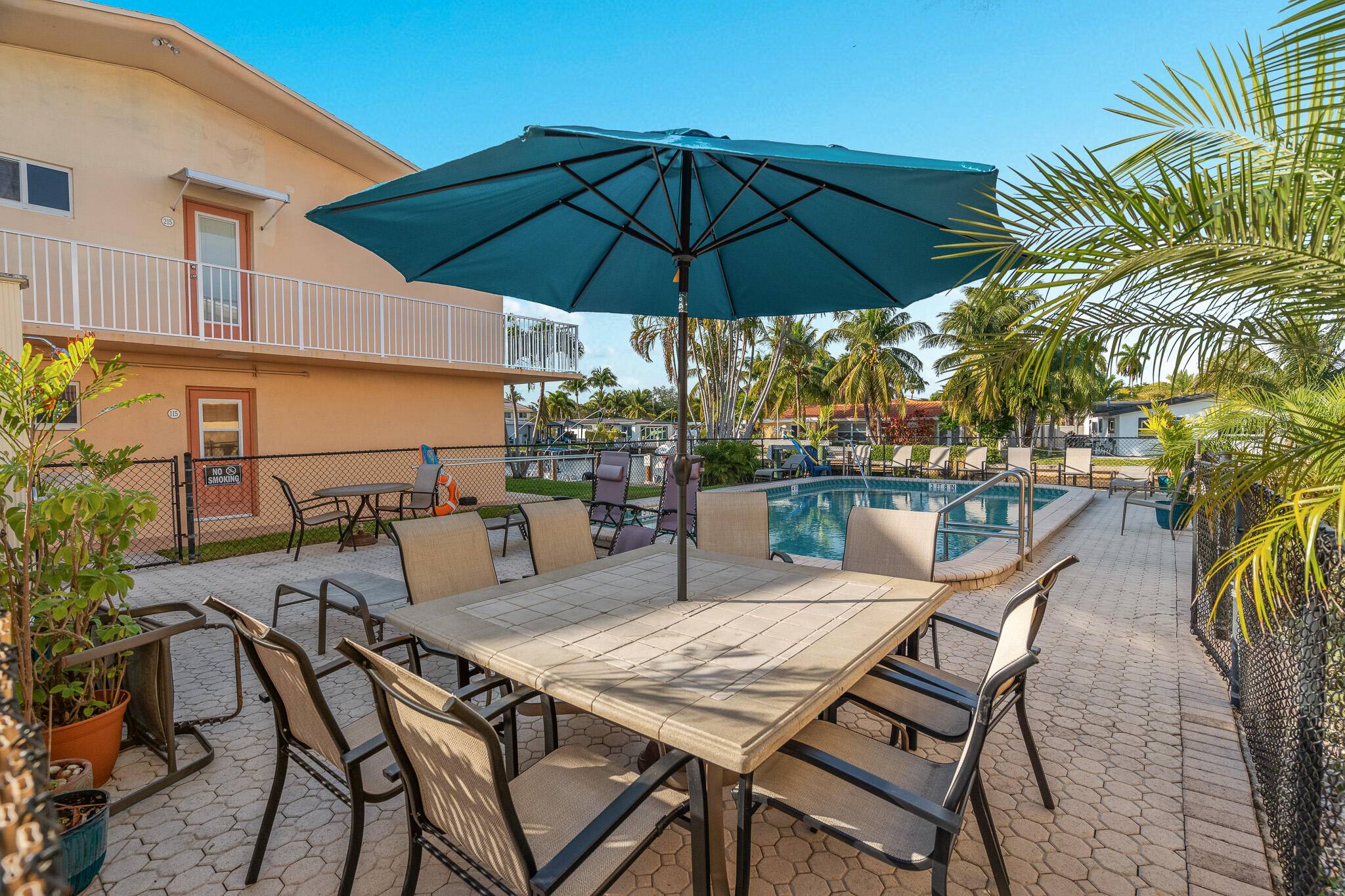 Pompano Beach, FL 33060,331 E Mcnab RD 220