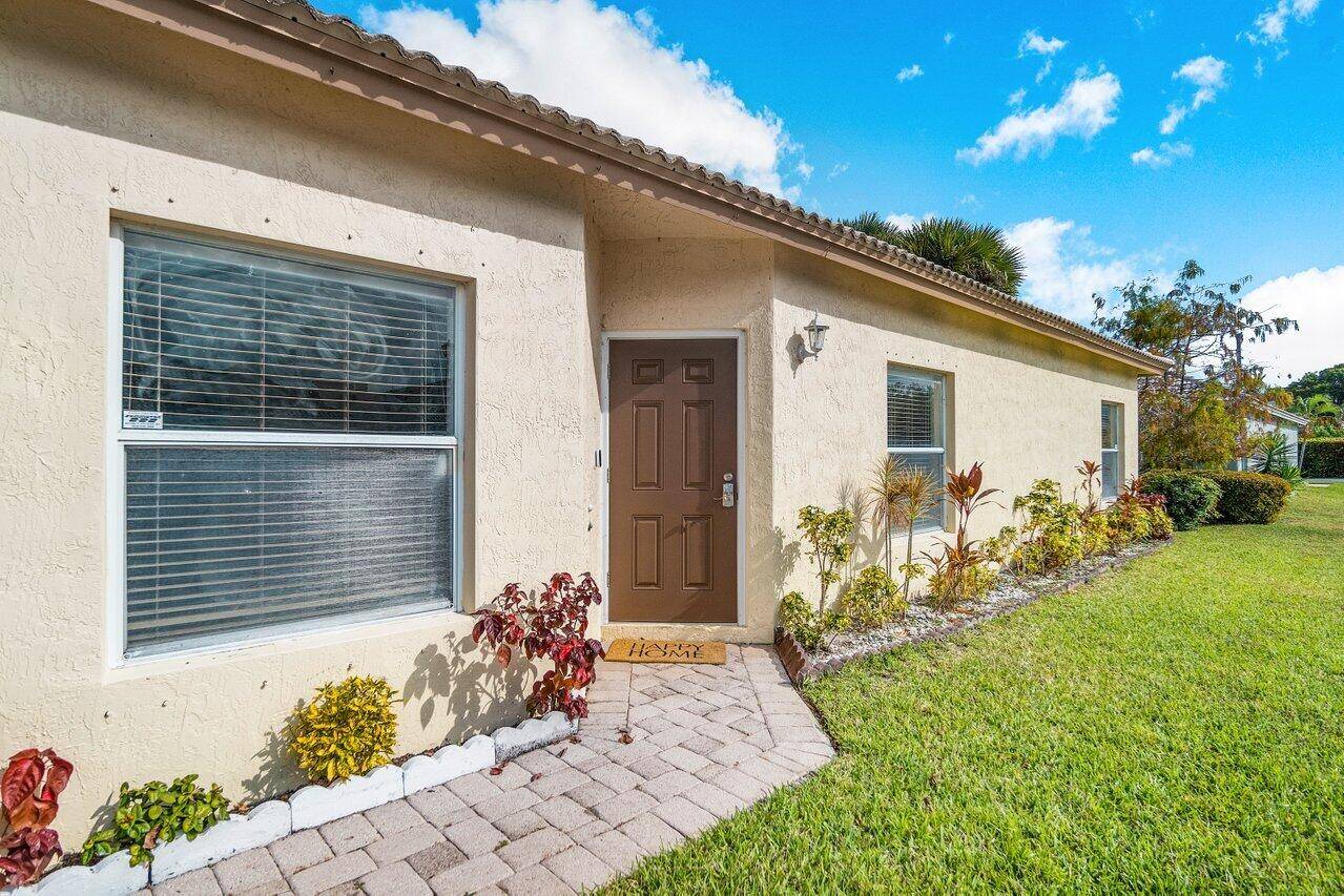 Lauderdale Lakes, FL 33311,2700 Willow LN