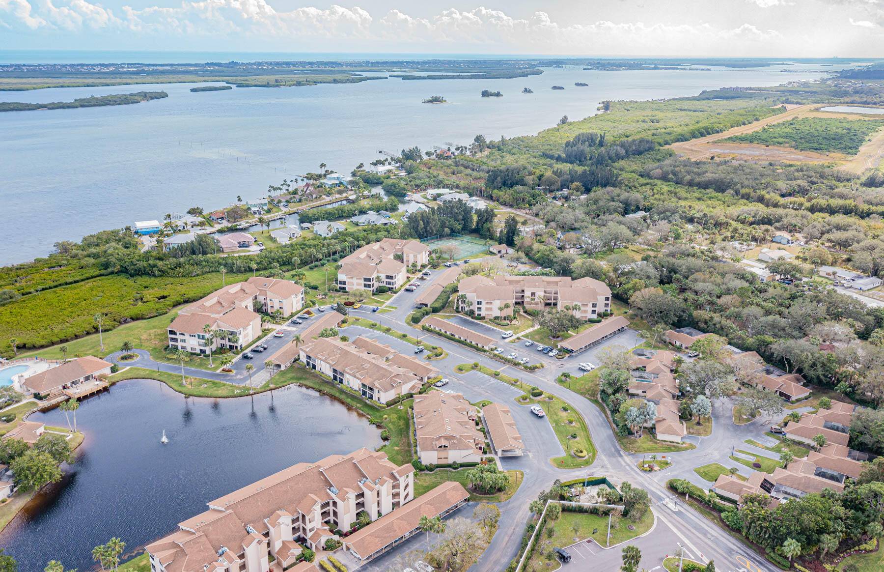 Sebastian, FL 32958,6175 S Mirror Lake DR 307