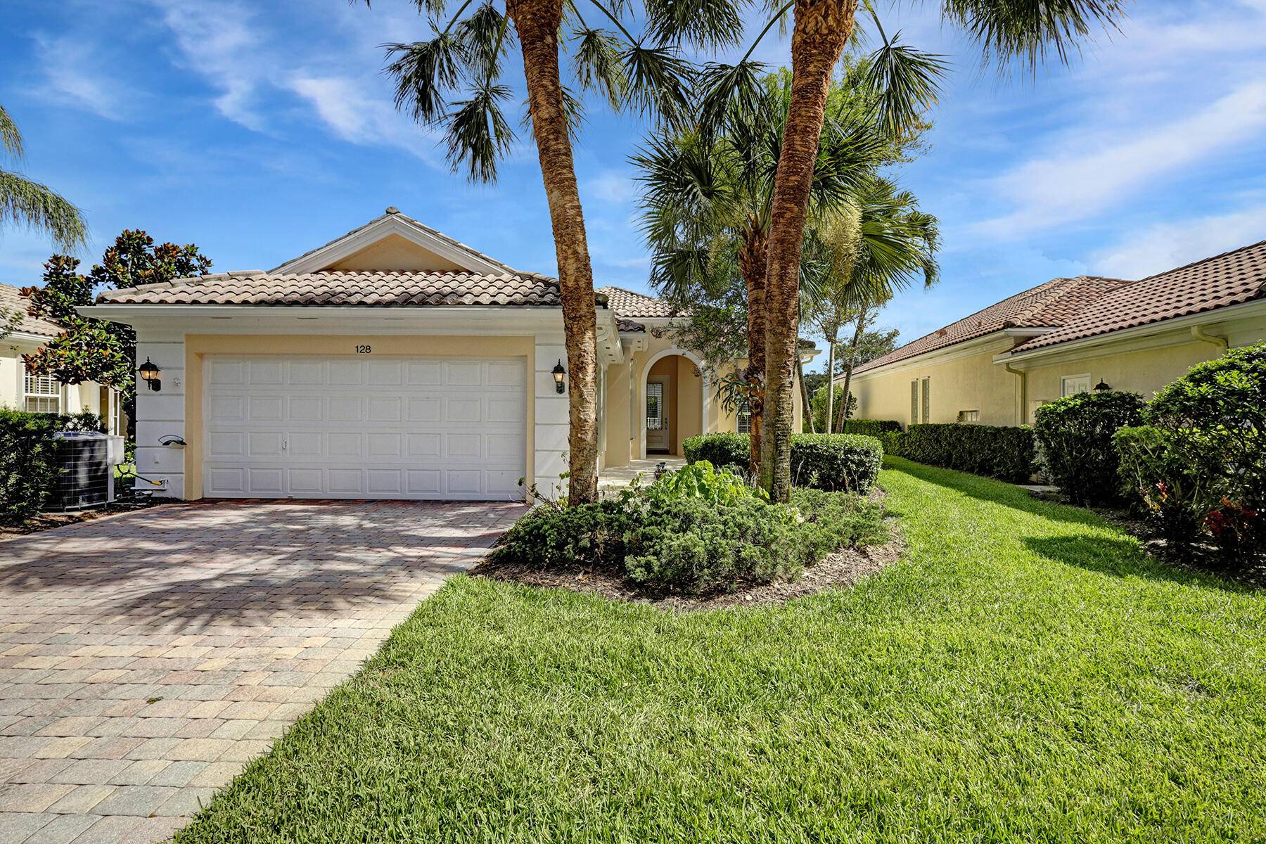 Palm Beach Gardens, FL 33410,128 Euphrates CIR