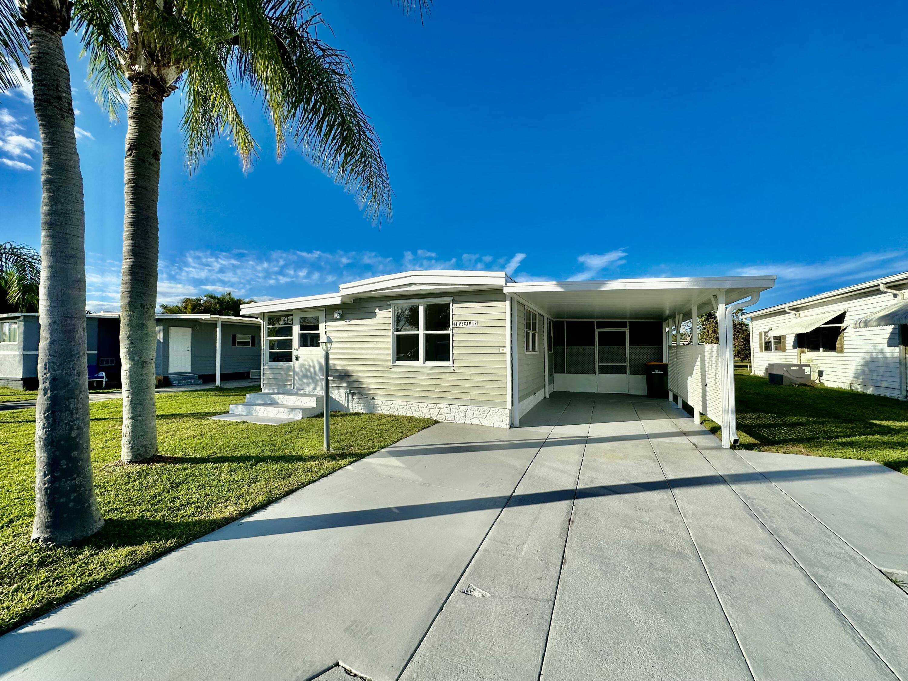 Barefoot Bay, FL 32976,914 Pecan CIR