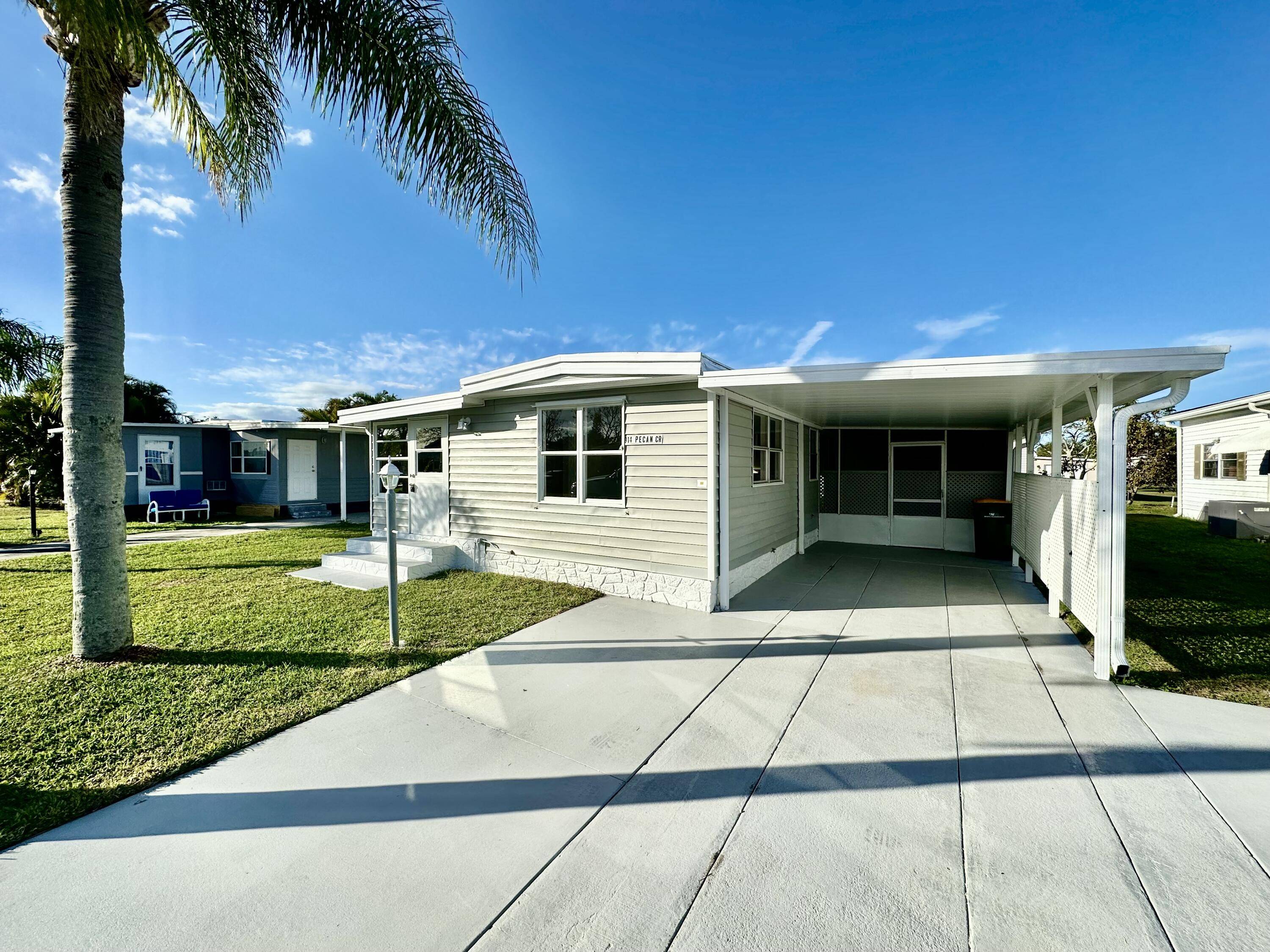 Barefoot Bay, FL 32976,914 Pecan CIR