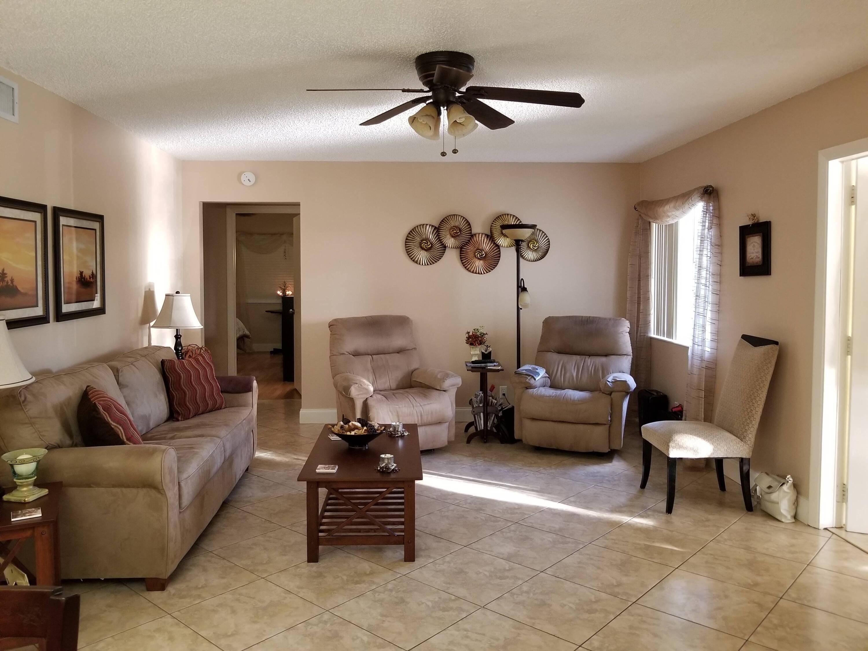 Greenacres, FL 33463,142 Lake Pine CIR D-2