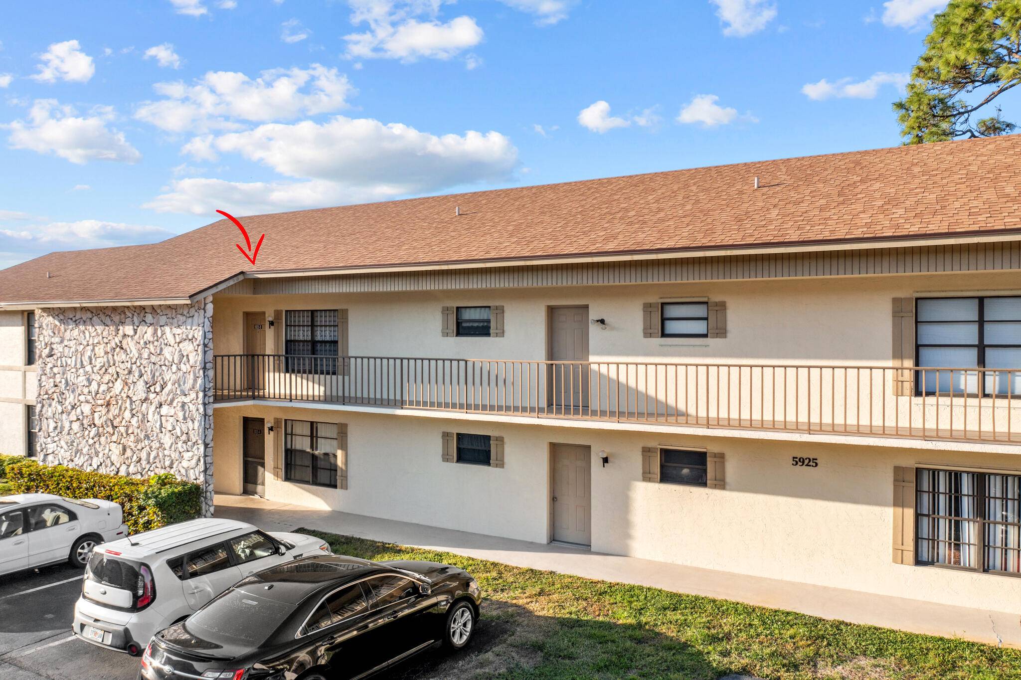 West Palm Beach, FL 33415,5925 Longbow LN 9