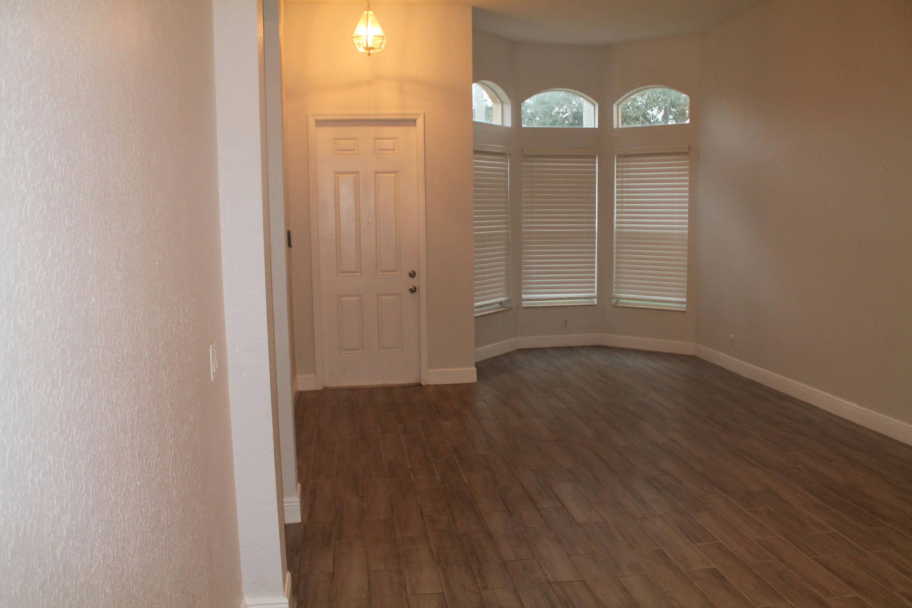 West Palm Beach, FL 33413,607 Gazetta WAY