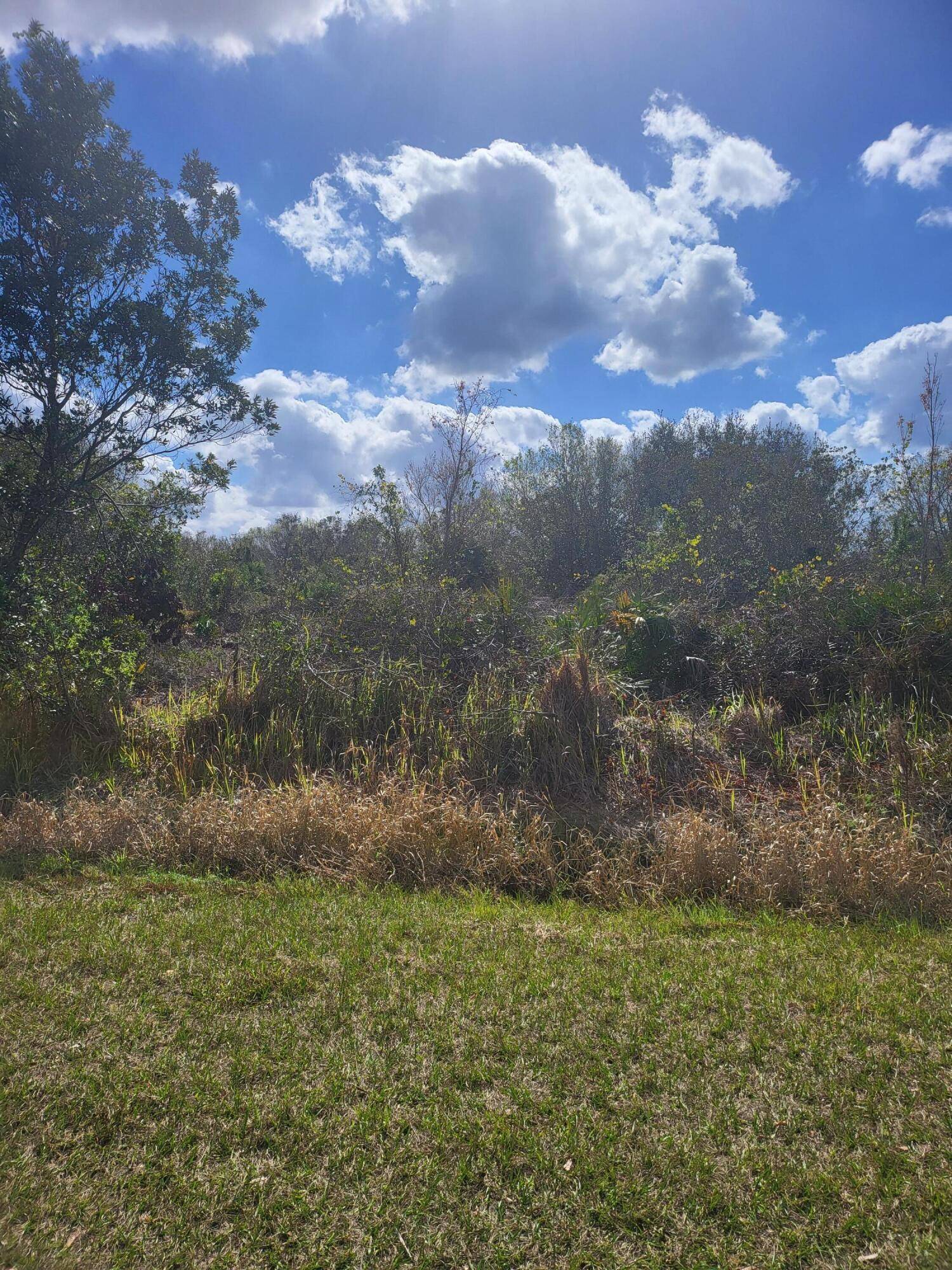 Okeechobee, FL 34972,15312 NW 258th ST