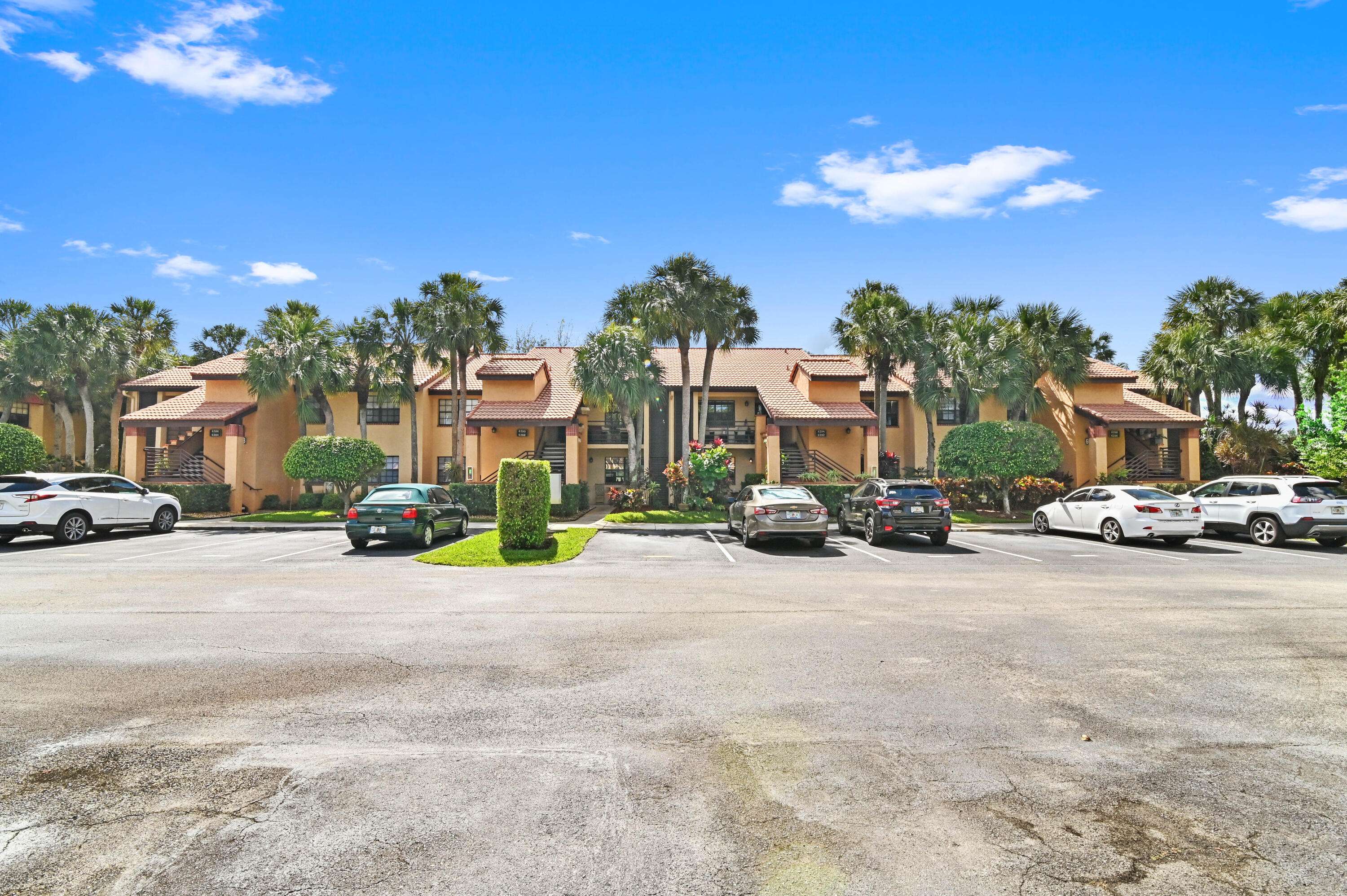 Boynton Beach, FL 33437,6392 Aspen Glen CIR