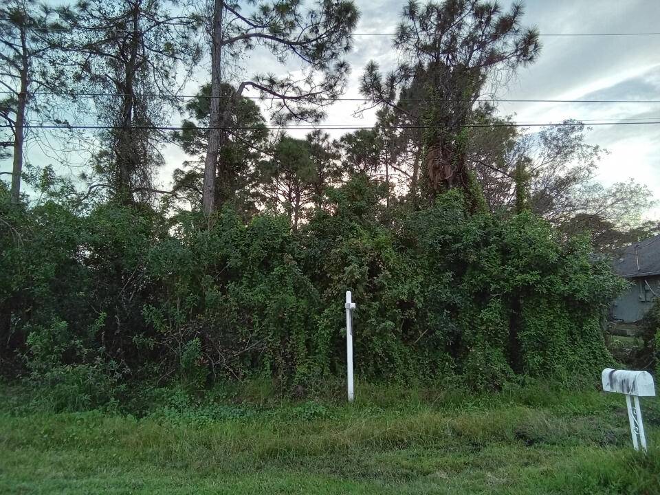 Port Saint Lucie, FL 34986,6120 NW Densaw TER