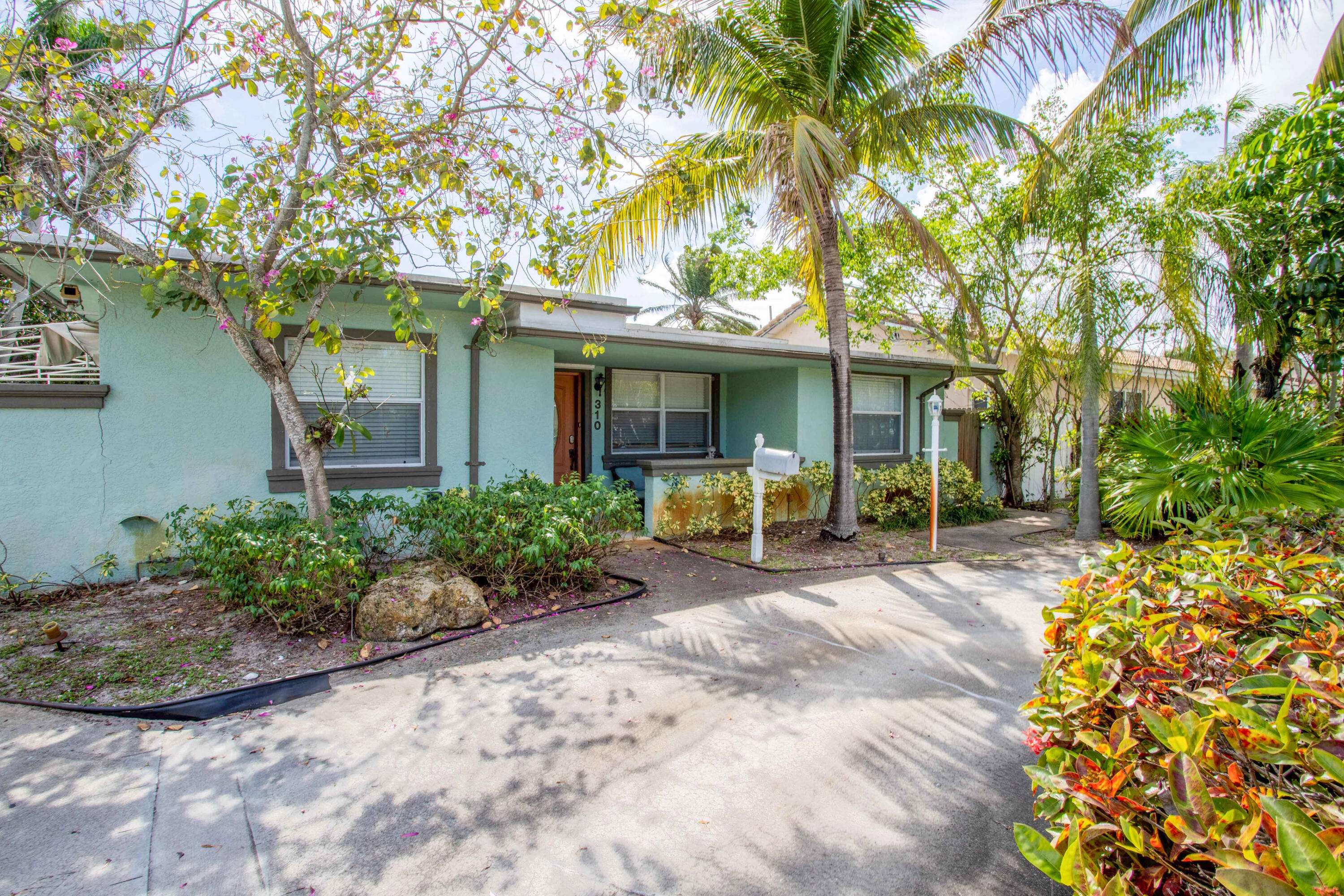 West Palm Beach, FL 33405,310 Ellamar RD