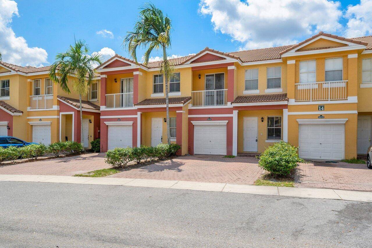 Royal Palm Beach, FL 33414,2313 Shoma LN