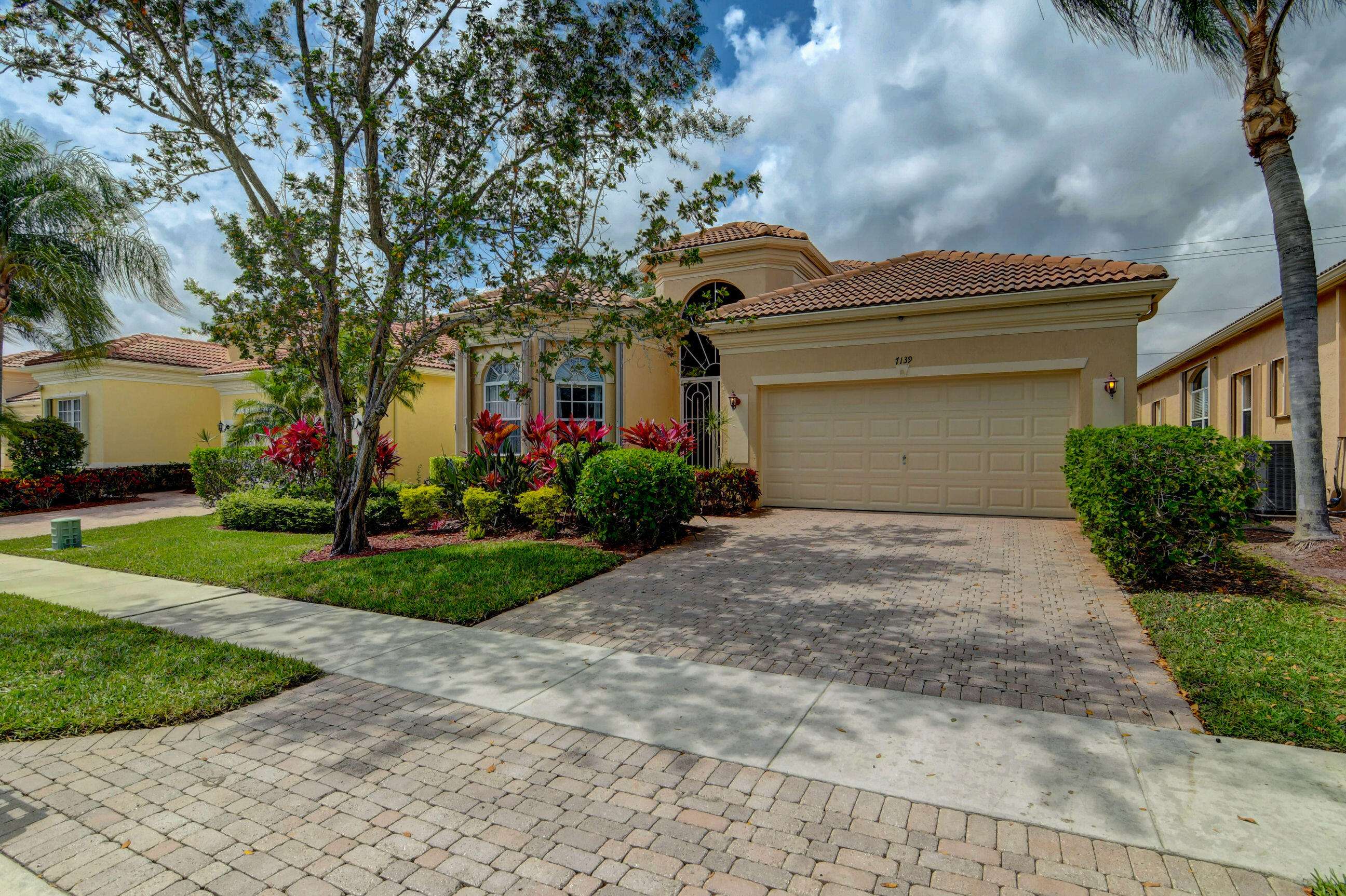 Delray Beach, FL 33446,7139 Demedici CIR