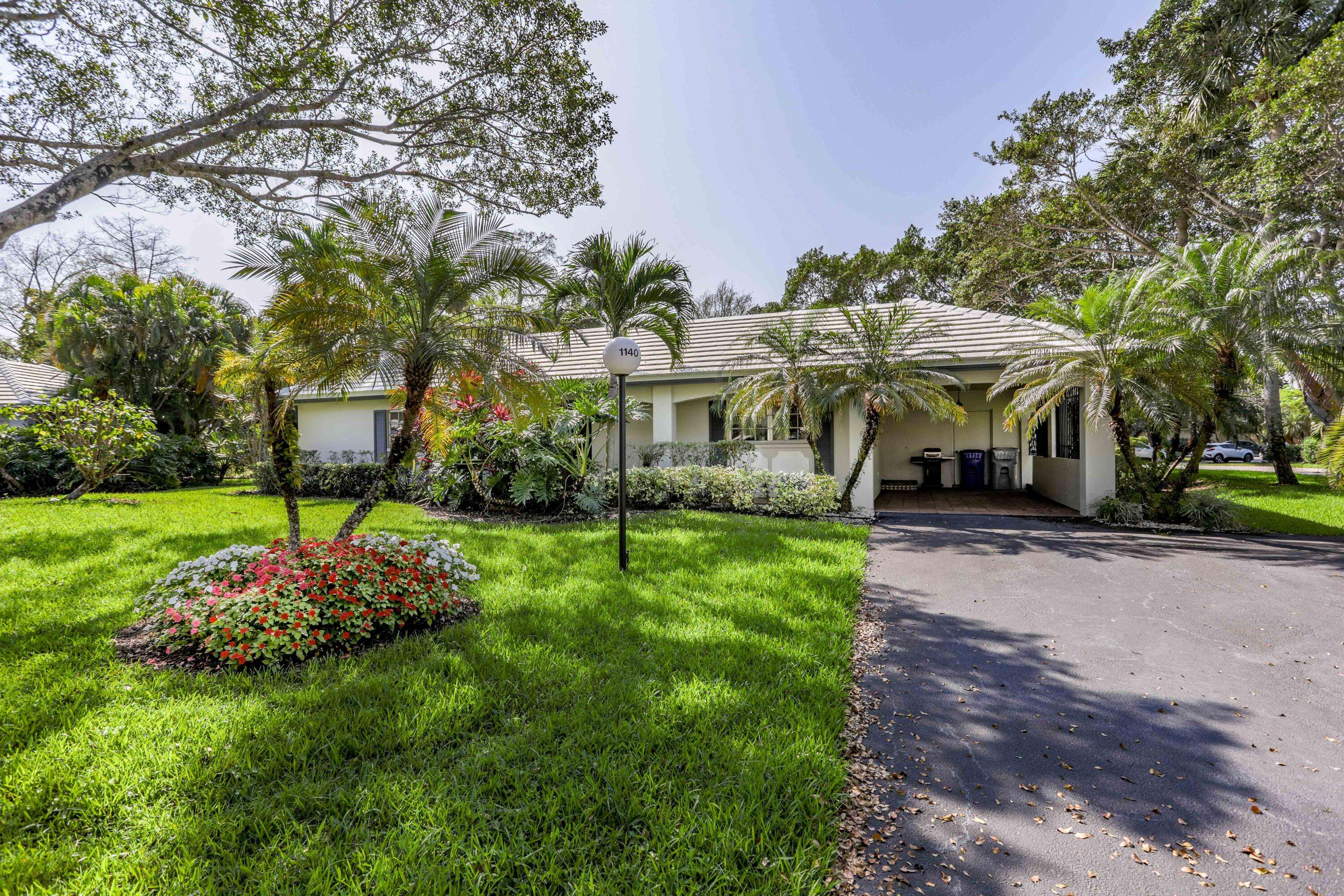 Pompano Beach, FL 33069,1140 W Cypress DR V-21