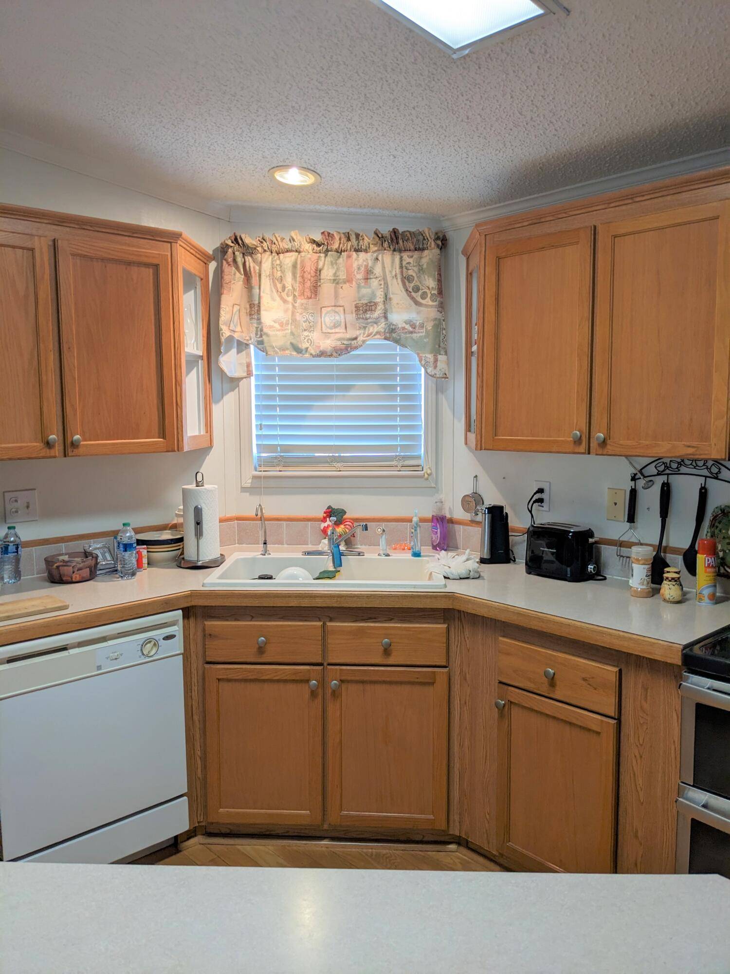 Hobe Sound, FL 33455,11055 SE Federal HWY 81