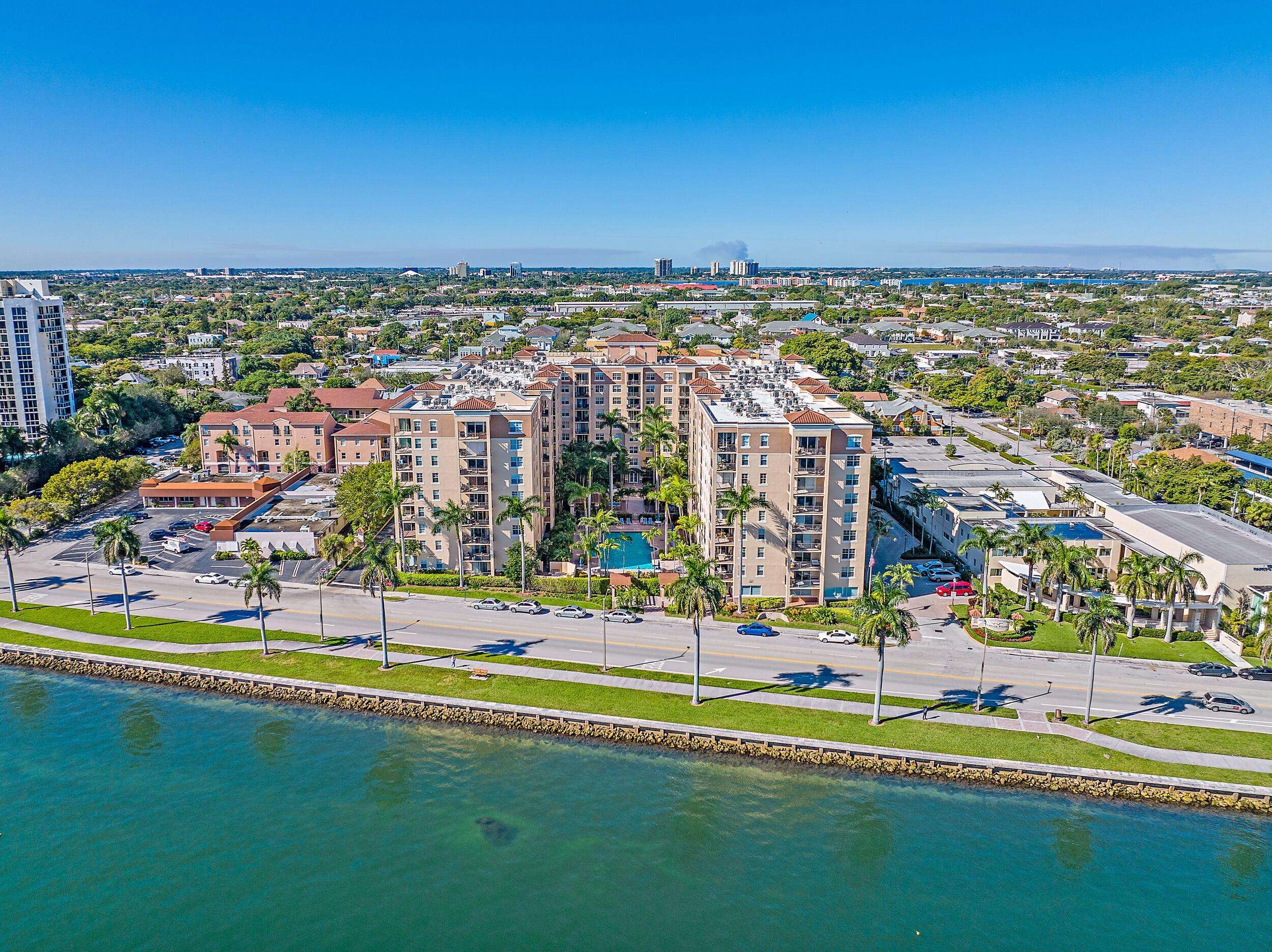 West Palm Beach, FL 33407,1801 N Flagler DR 621