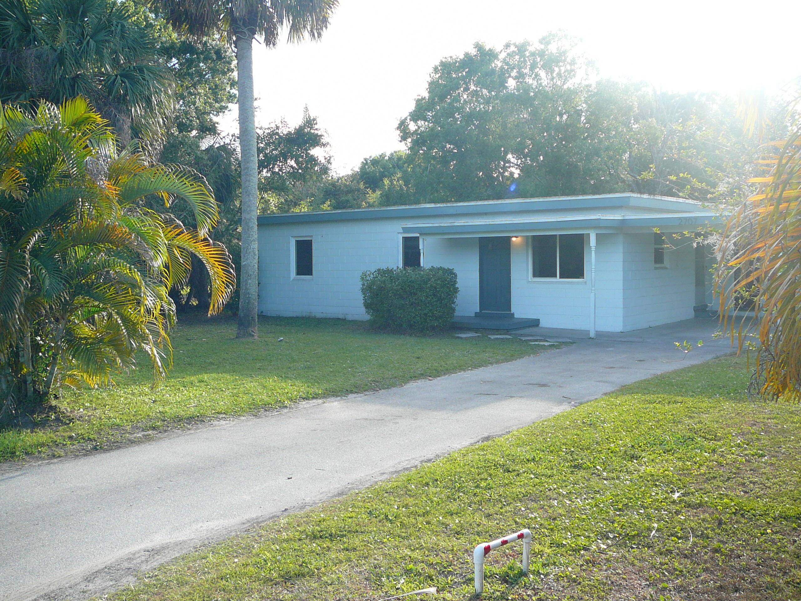 Fort Pierce, FL 34981,2707 Quail RD