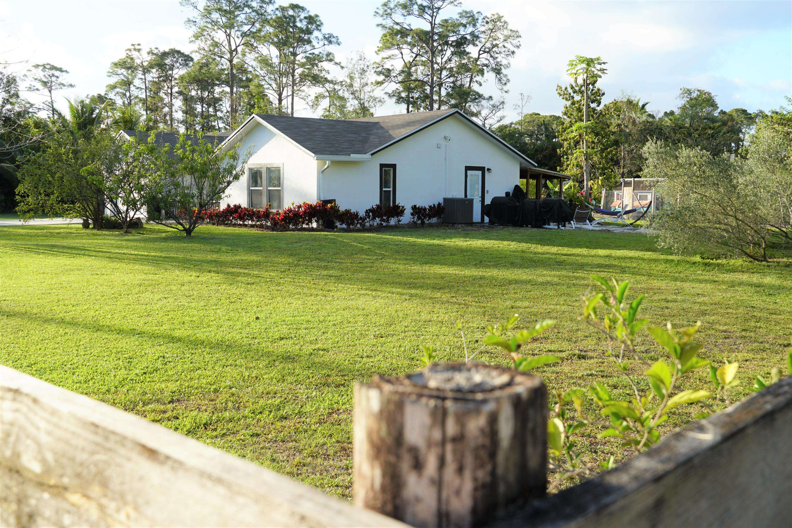 The Acreage, FL 33470,16393 E Lancashire DR