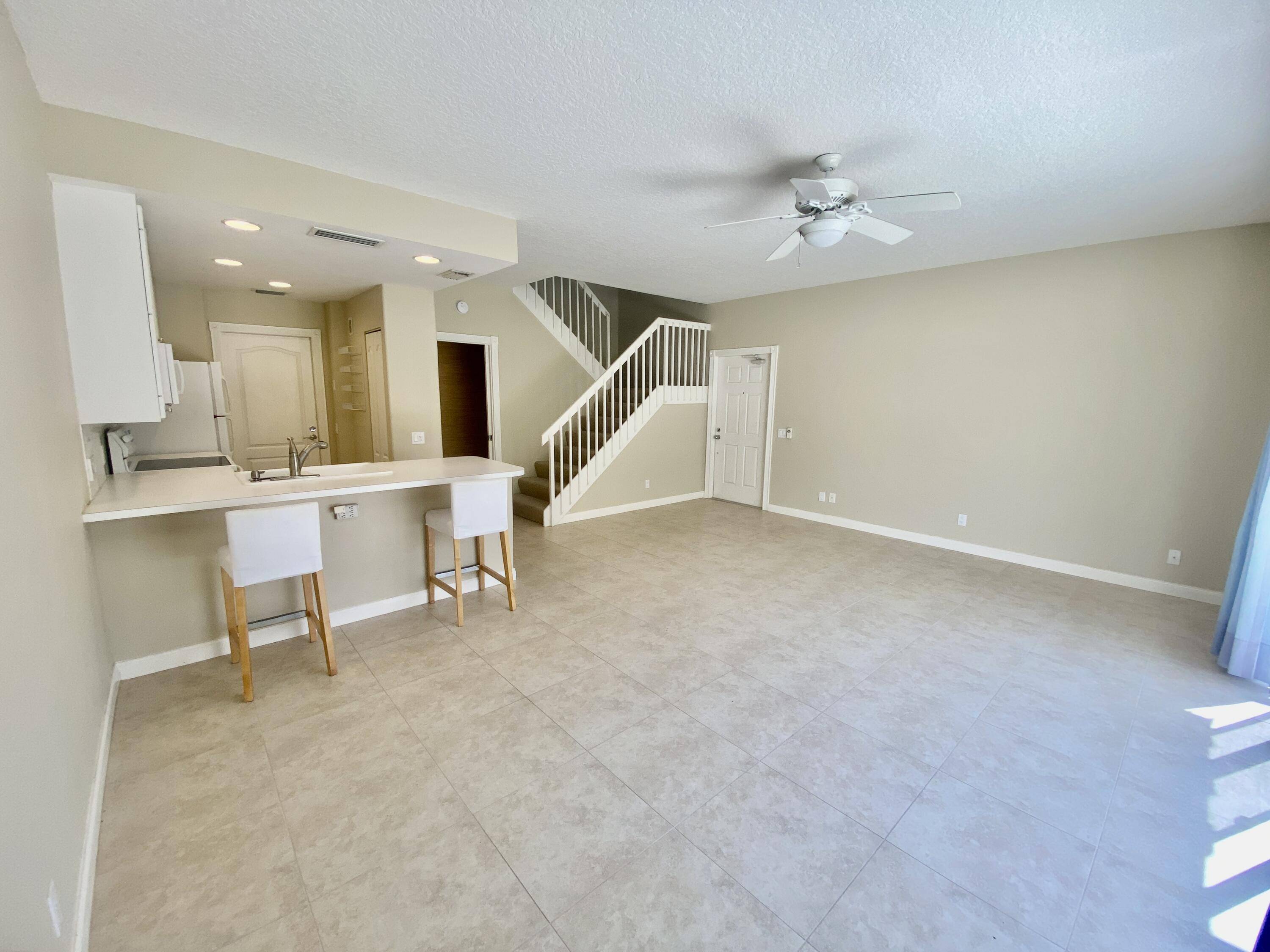 Tequesta, FL 33469,60 Laurel Oaks CIR