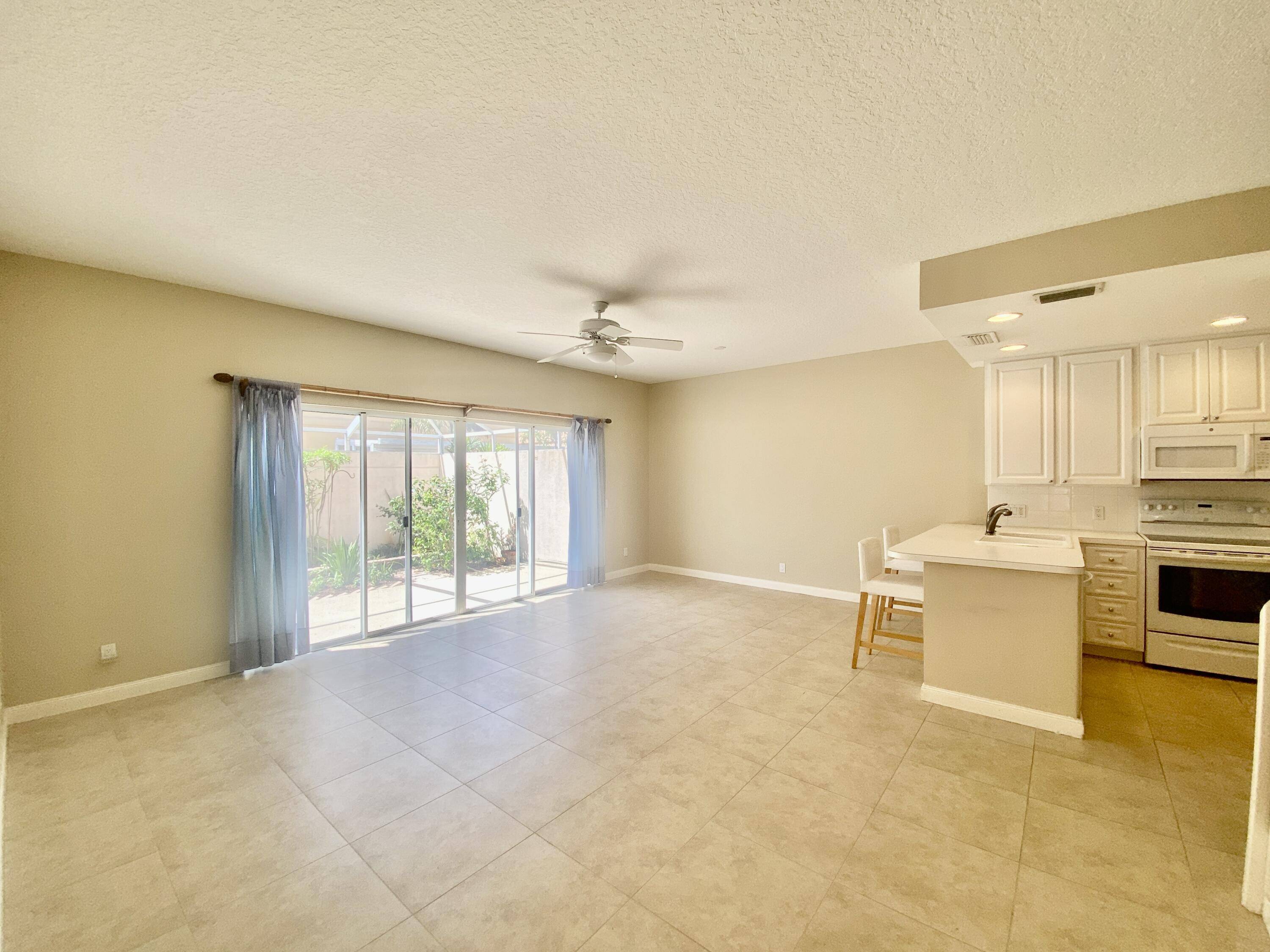 Tequesta, FL 33469,60 Laurel Oaks CIR