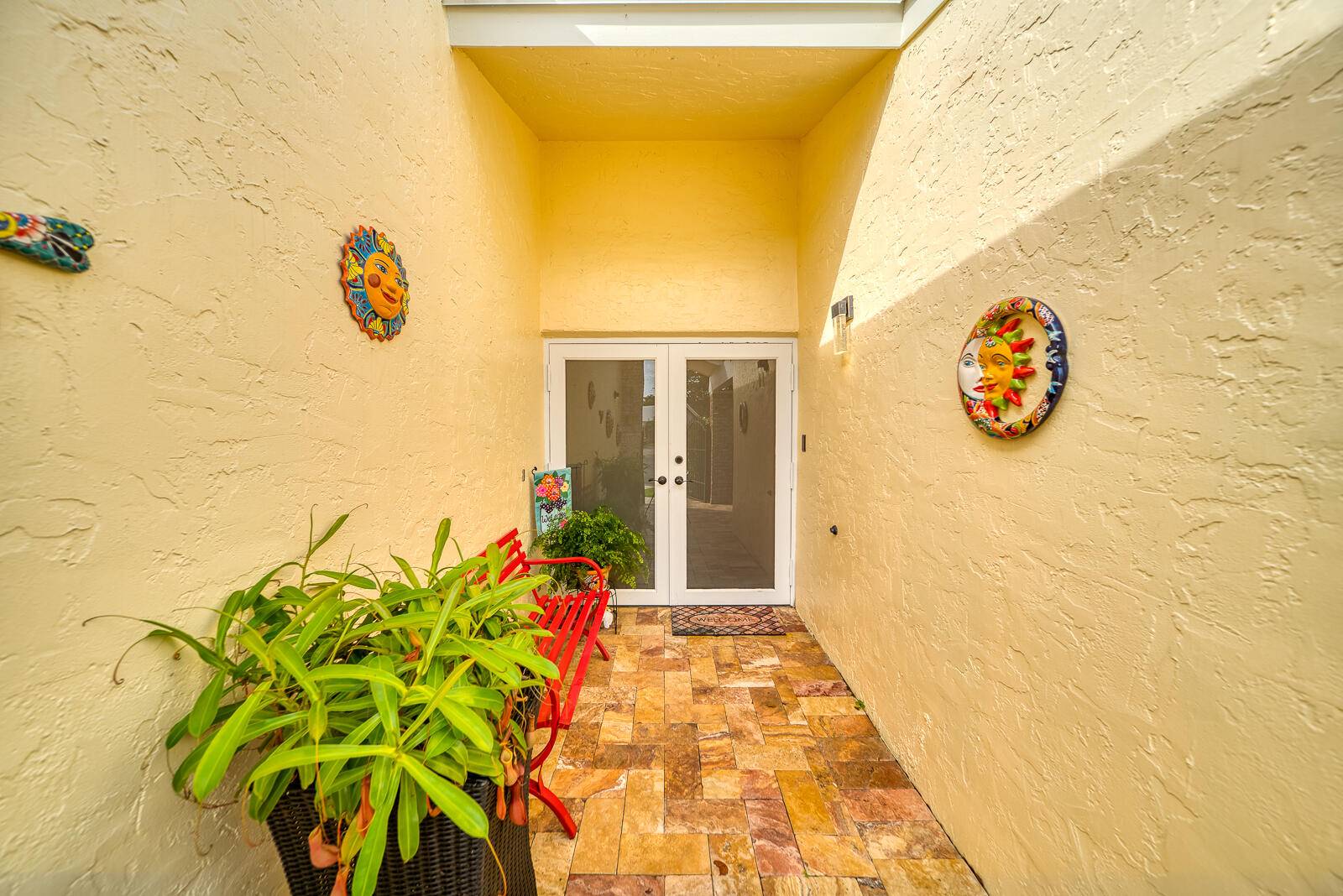 Boca Raton, FL 33433,5668 Pinecrest CIR