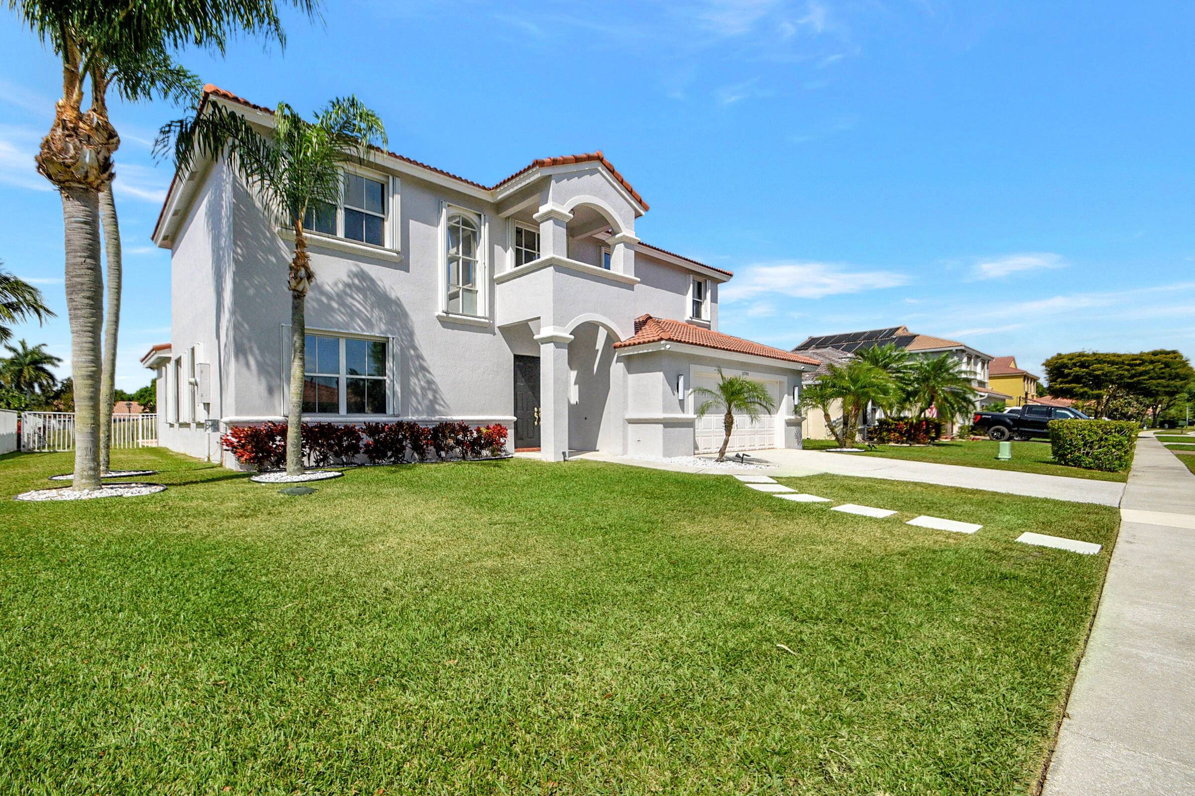 Lake Worth, FL 33463,5790 La Gorce Circle