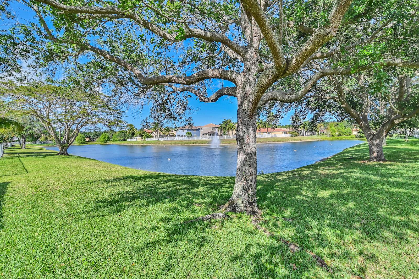 Lake Worth, FL 33463,6940 Bruce CT